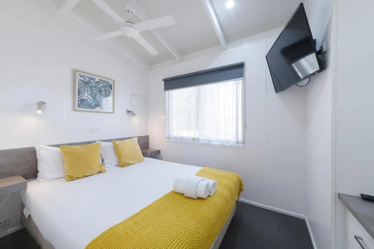 Bedroom, Bed in Daylesford Holiday Park