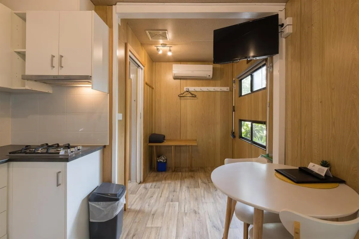 Kitchen or kitchenette in Daylesford Holiday Park