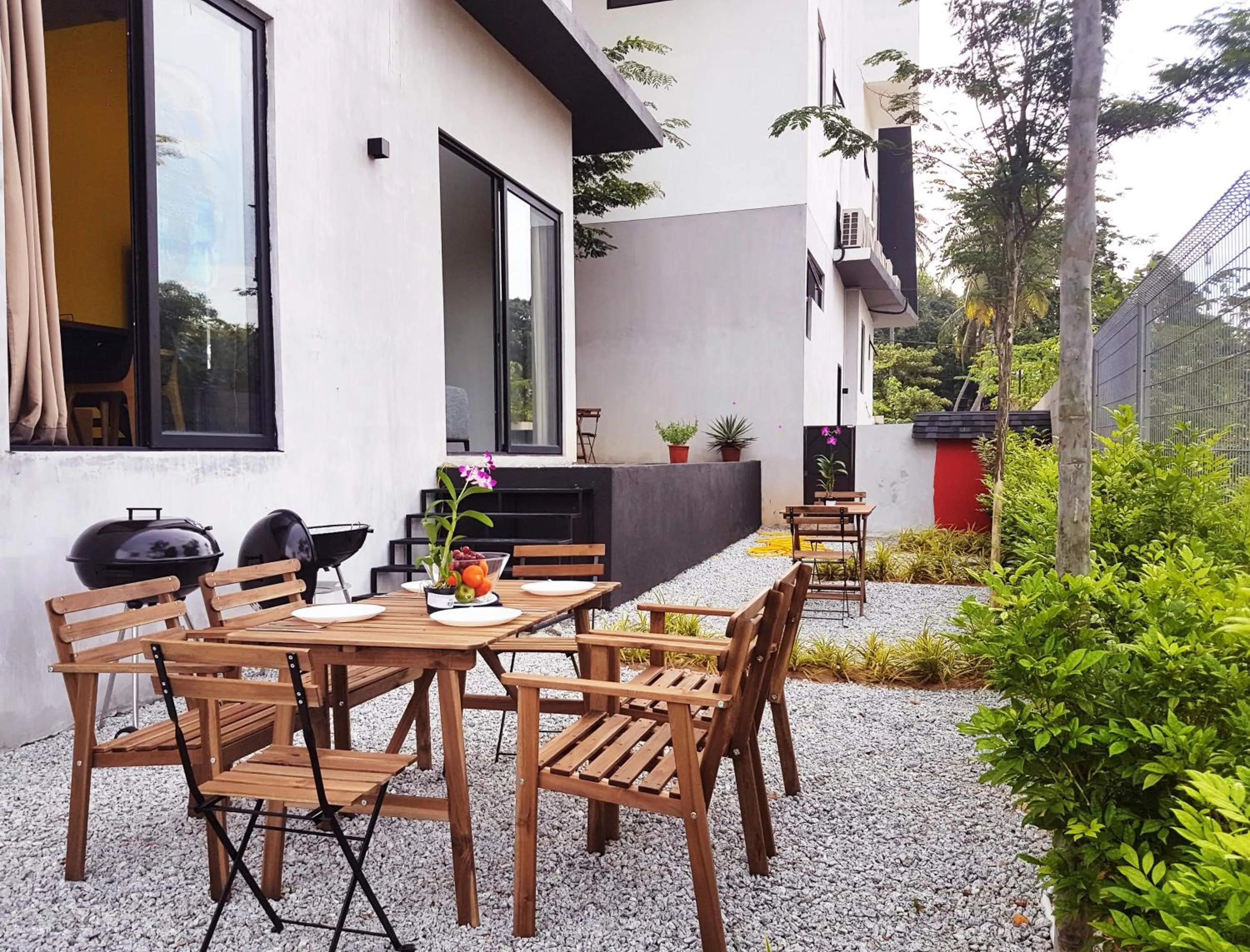 BBQ facilities in Villa Lot 1638