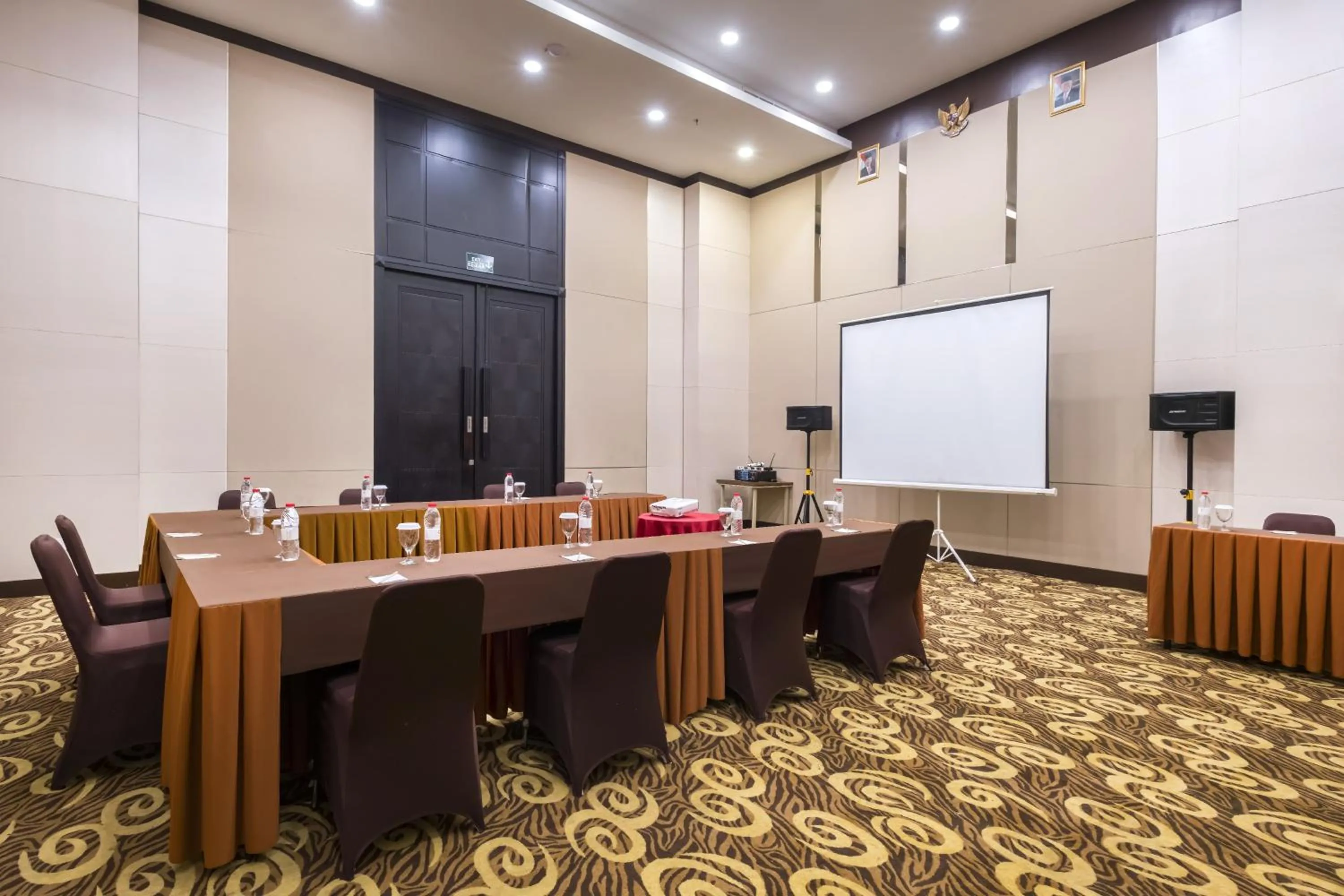 Meeting/conference room in Gets Premiere Semarang