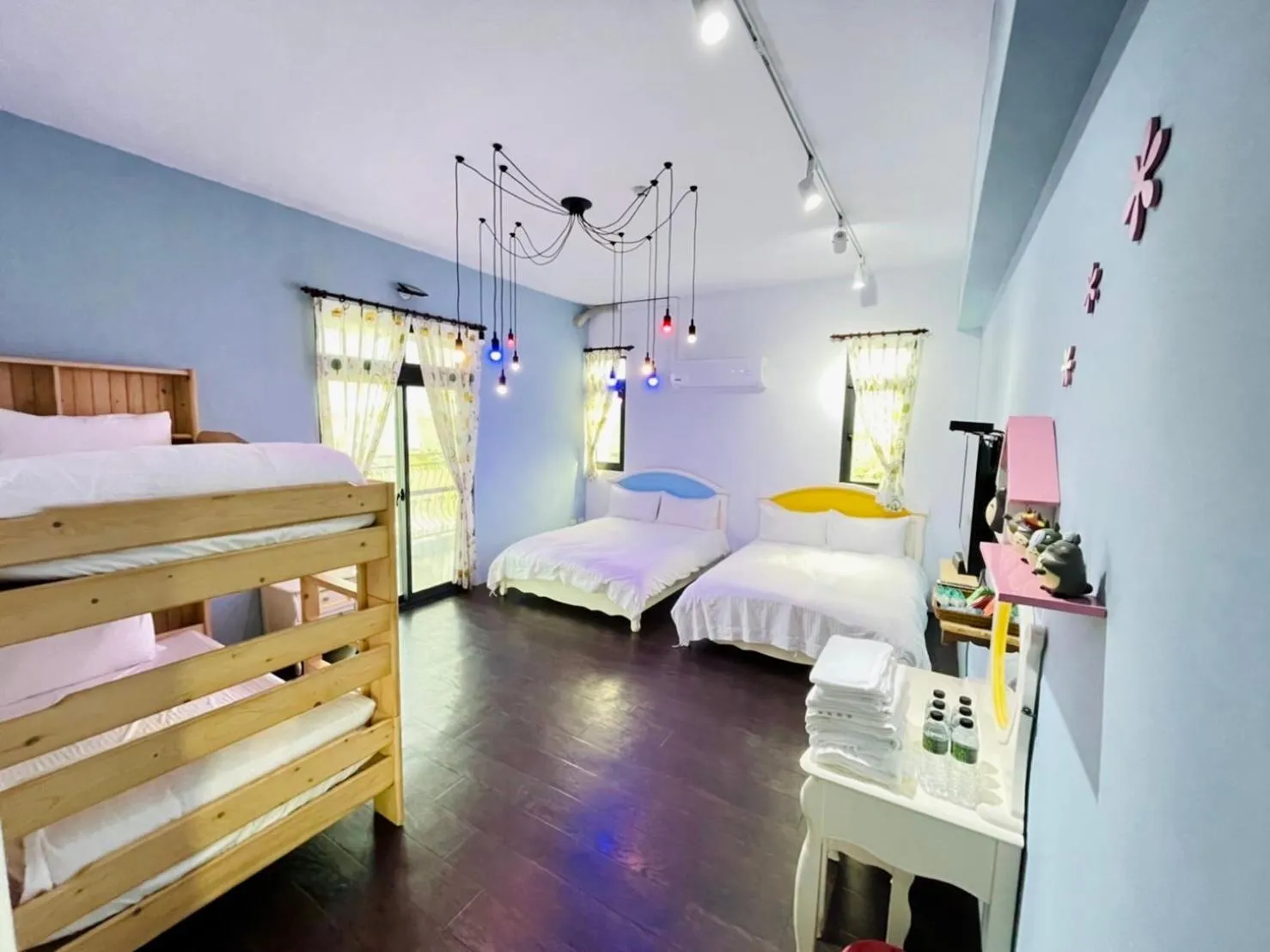 Bed in Sea breeze Inn