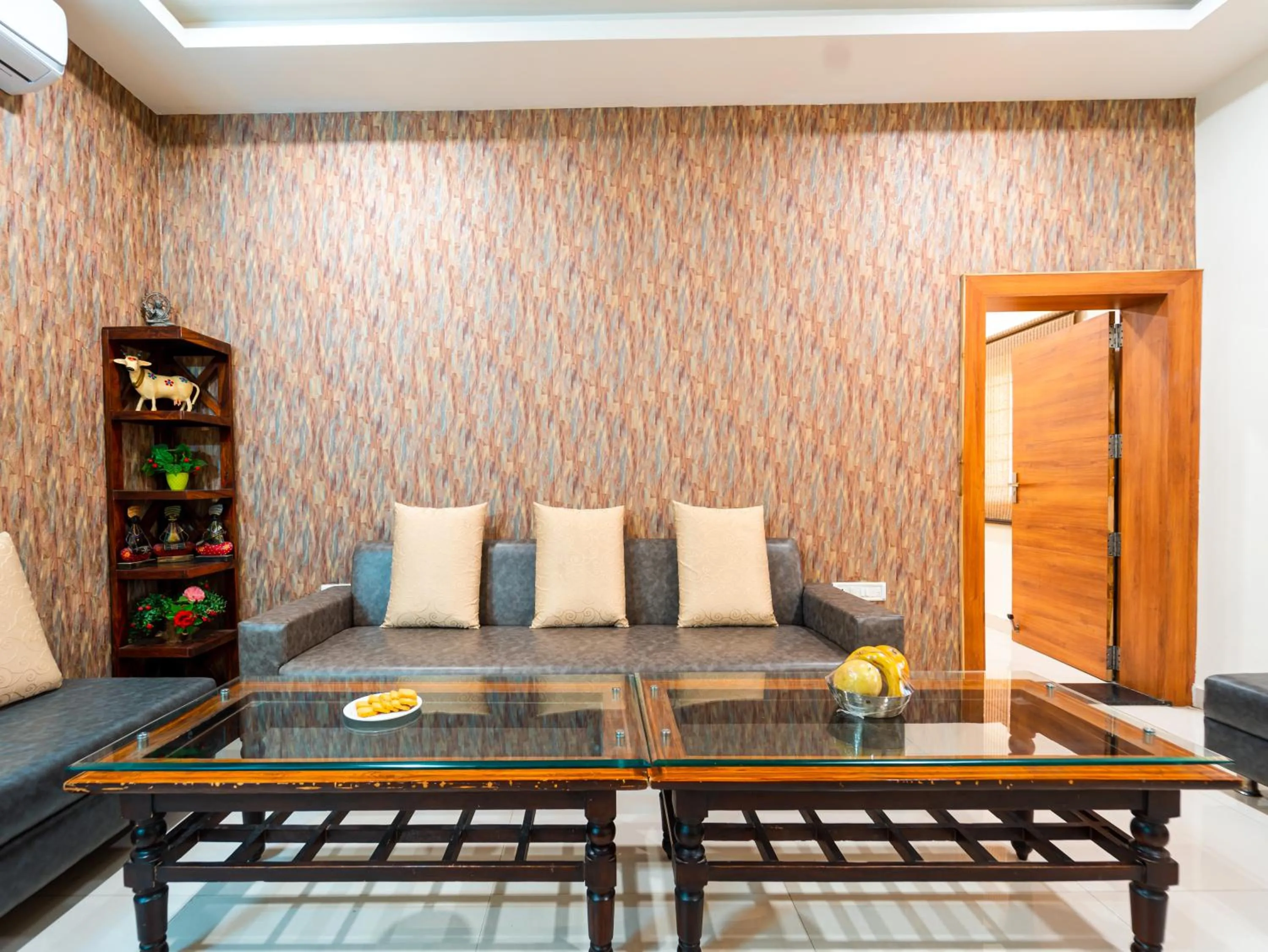 Bedroom in Hotel Royal Palace