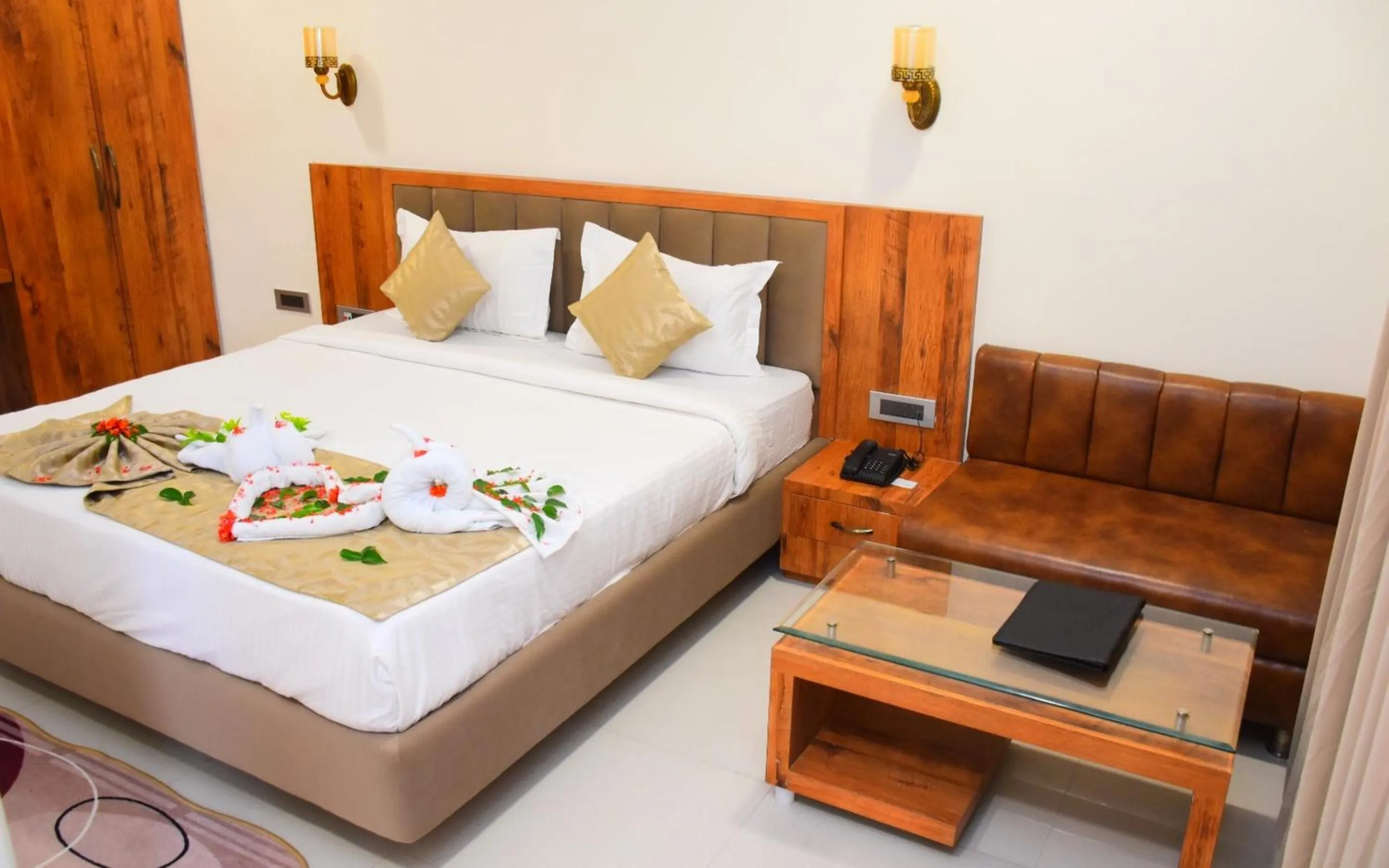 Bedroom, Bed in Hotel Royal Palace