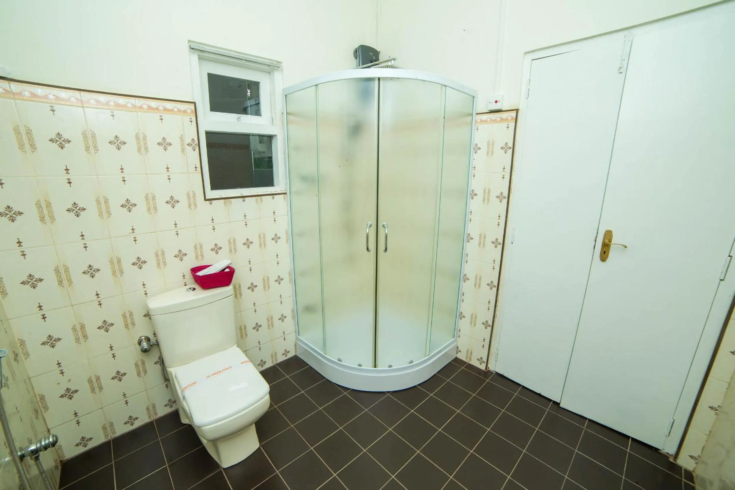 Toilet in Range Kandy