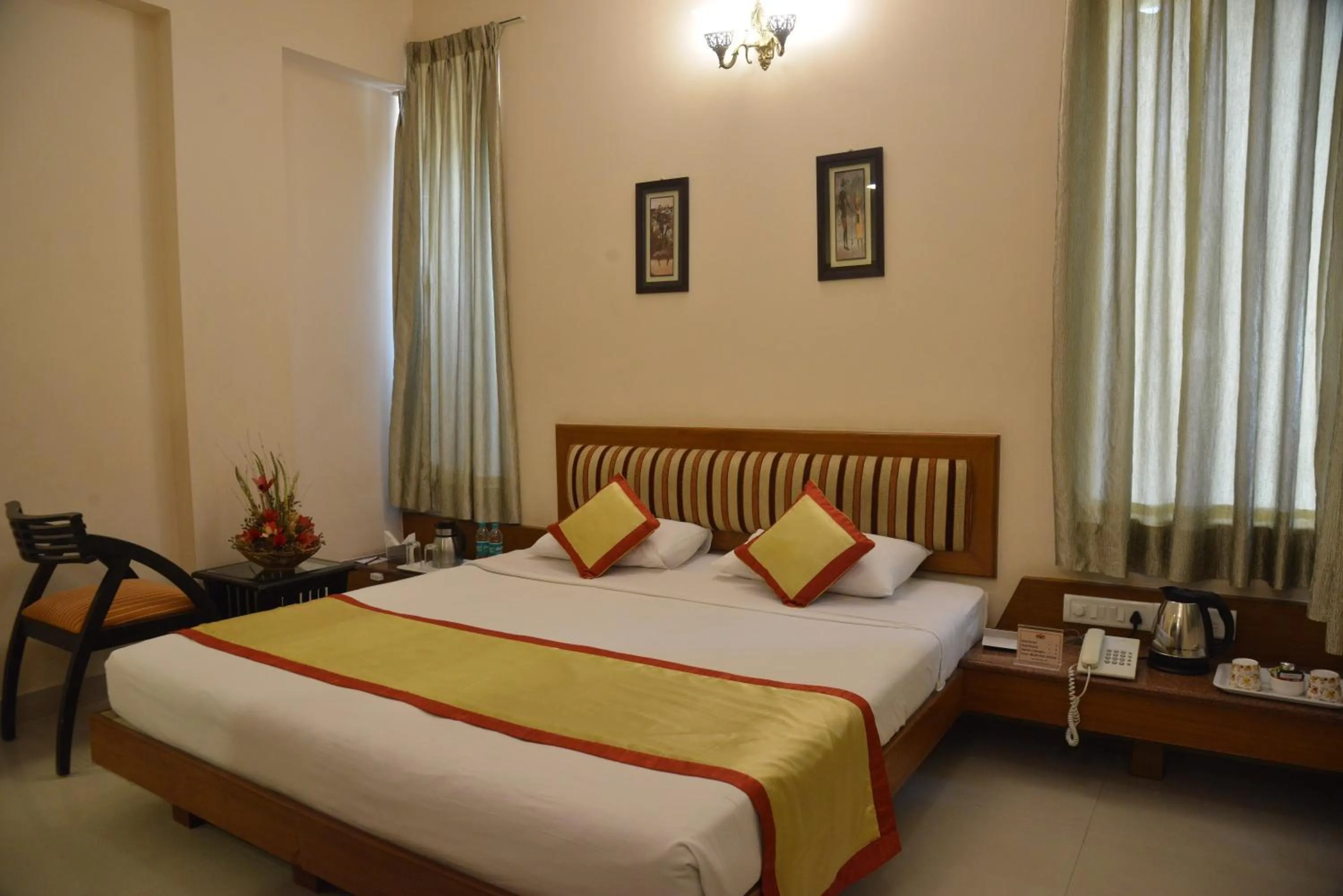 Bedroom, Bed in Pai Vista, KR Road