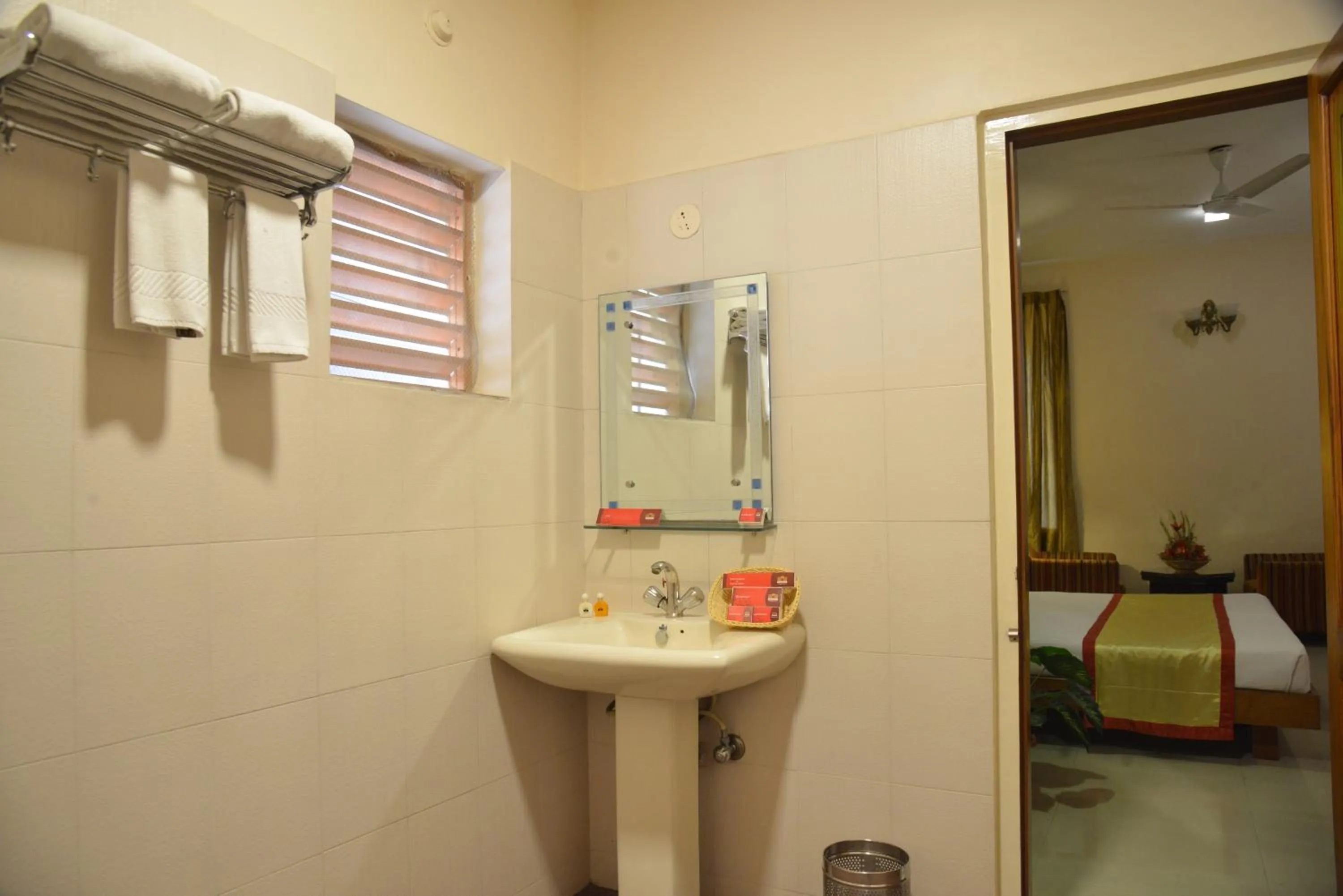 Bathroom in Pai Vista, KR Road