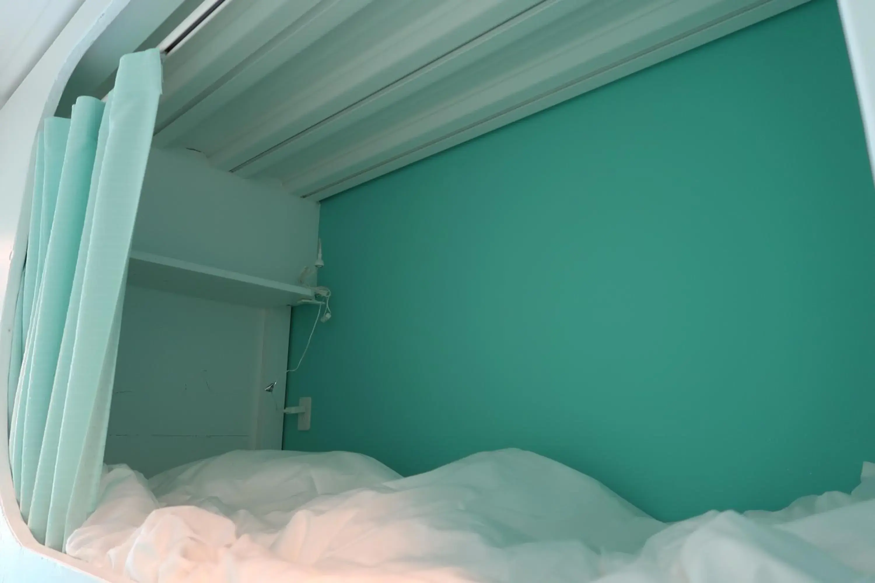 Photo of the whole room, Bed in Picnic Hostel Osaka Photo of the whole room, Bed in Picnic Hostel Osaka