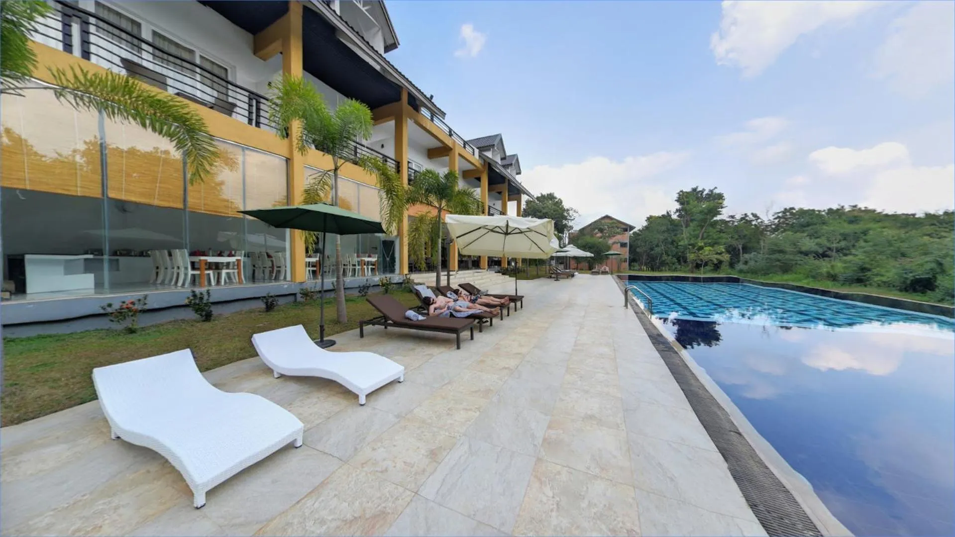 Swimming pool in Cassandra Culture Resort