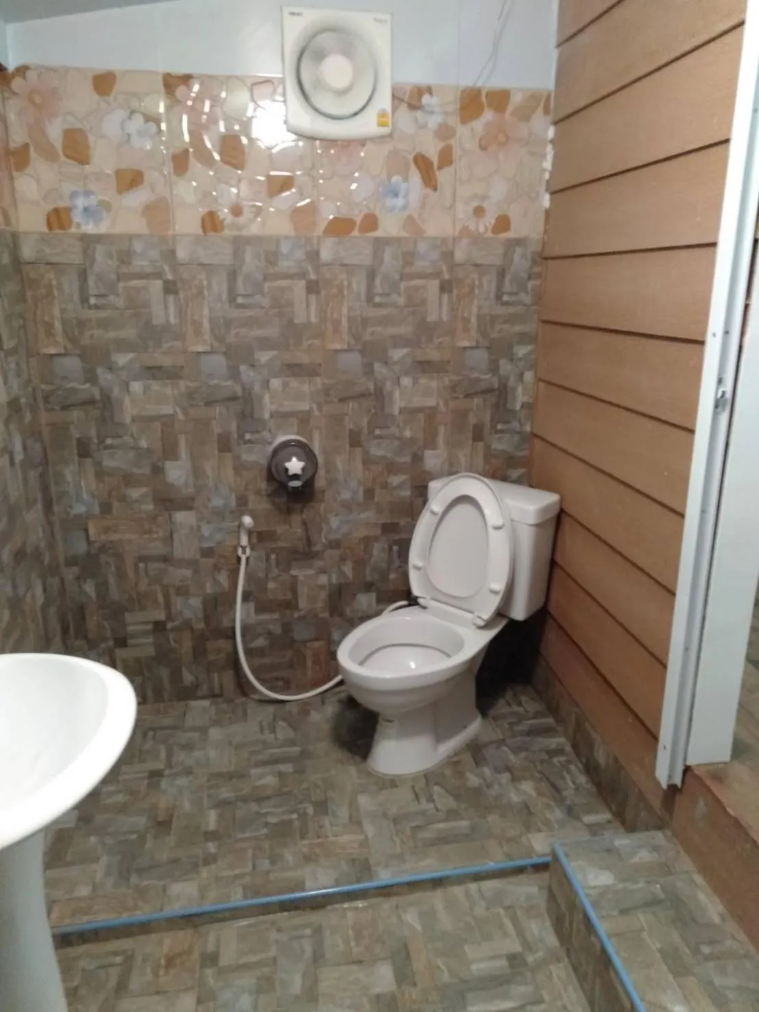 Bathroom in Phusam Big Resort