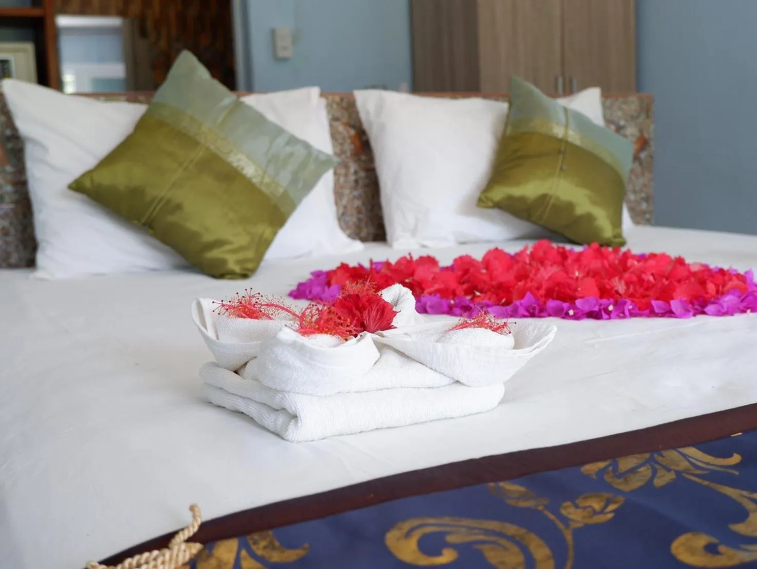 Bed in Phusam Big Resort