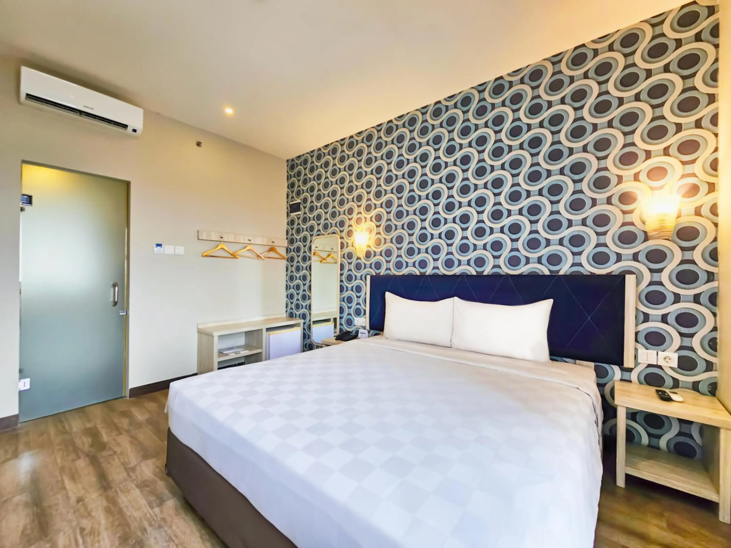 Bed in Hotel 88 Kedungsari - Kedungdoro By WH