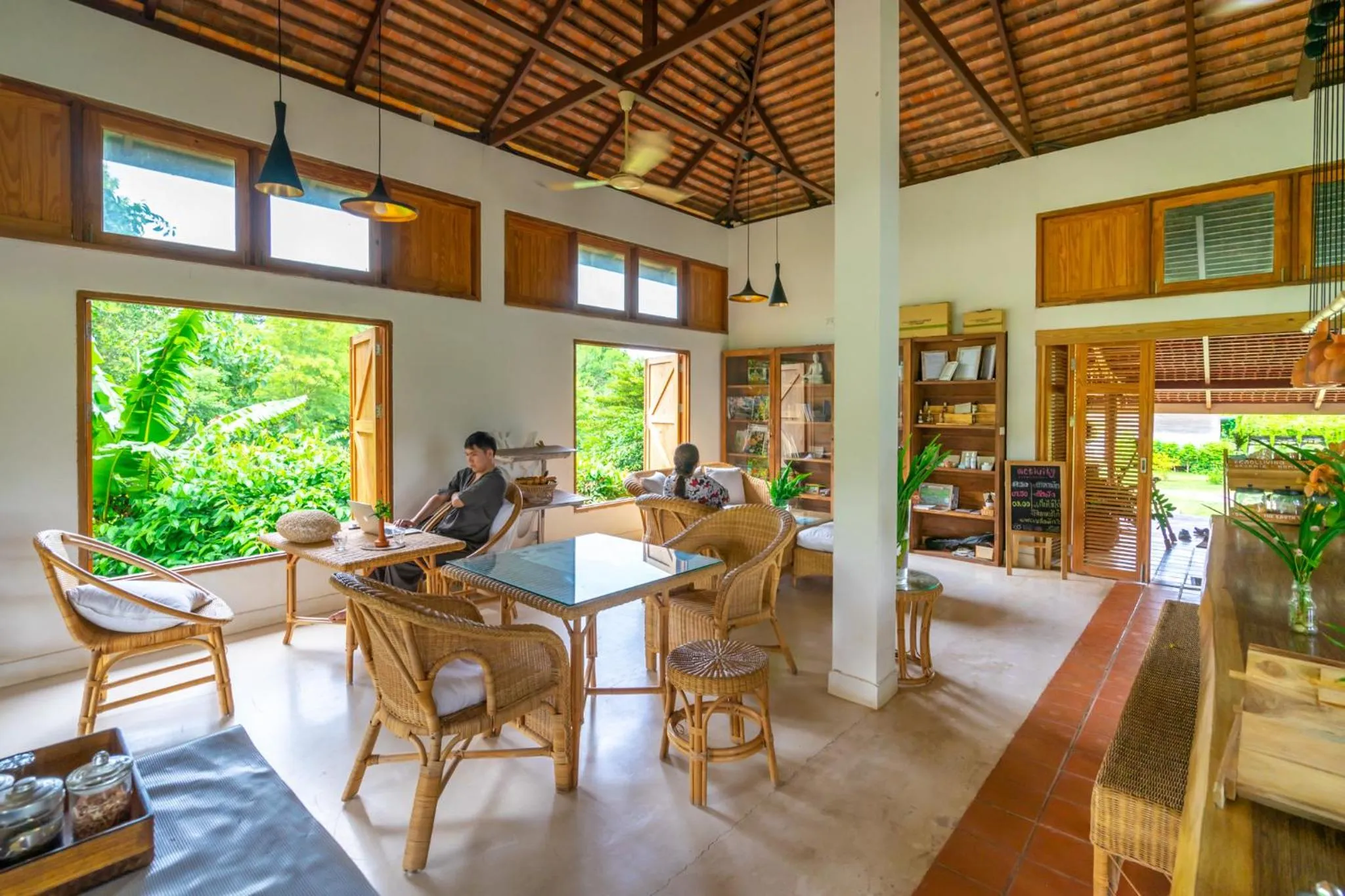 Restaurant/places to eat in COOLLiving Farmhouse Organic