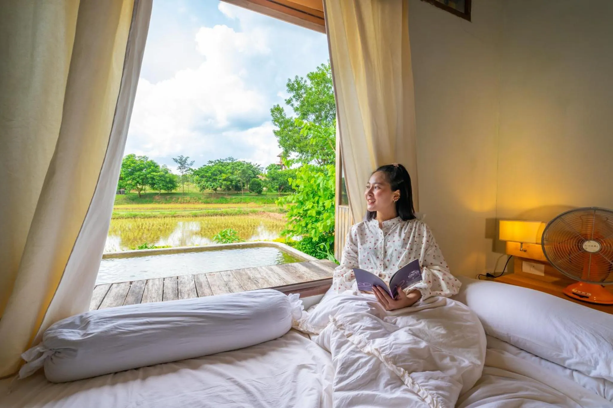 Bed in COOLLiving Farmhouse Organic