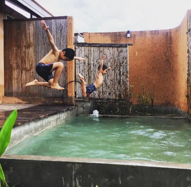 Patio in COOLLiving Farmhouse Organic