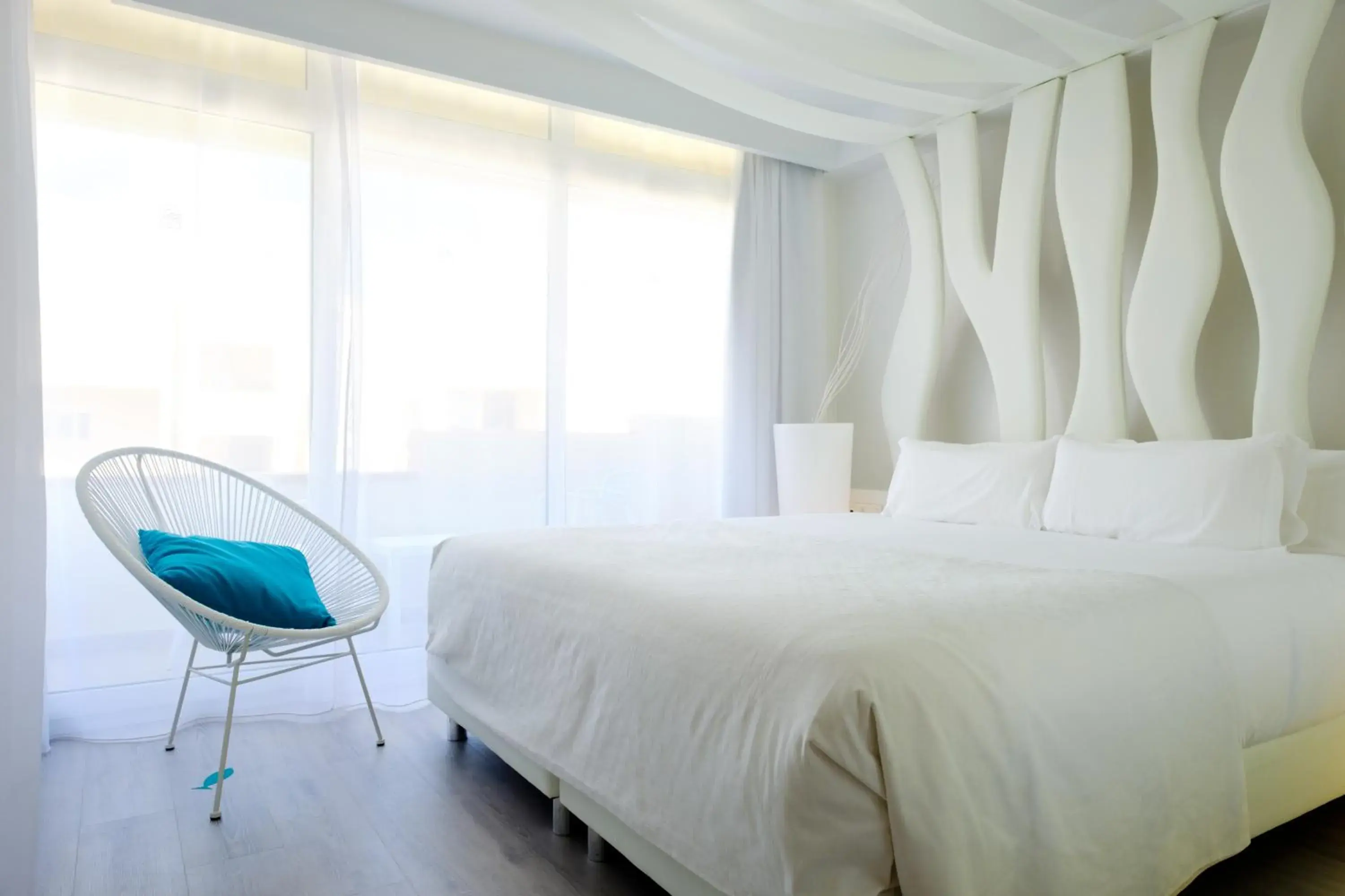 Balcony/Terrace, Bed in Apartamentos Portu Saler Balcony/Terrace, Bed in Apartamentos Portu Saler