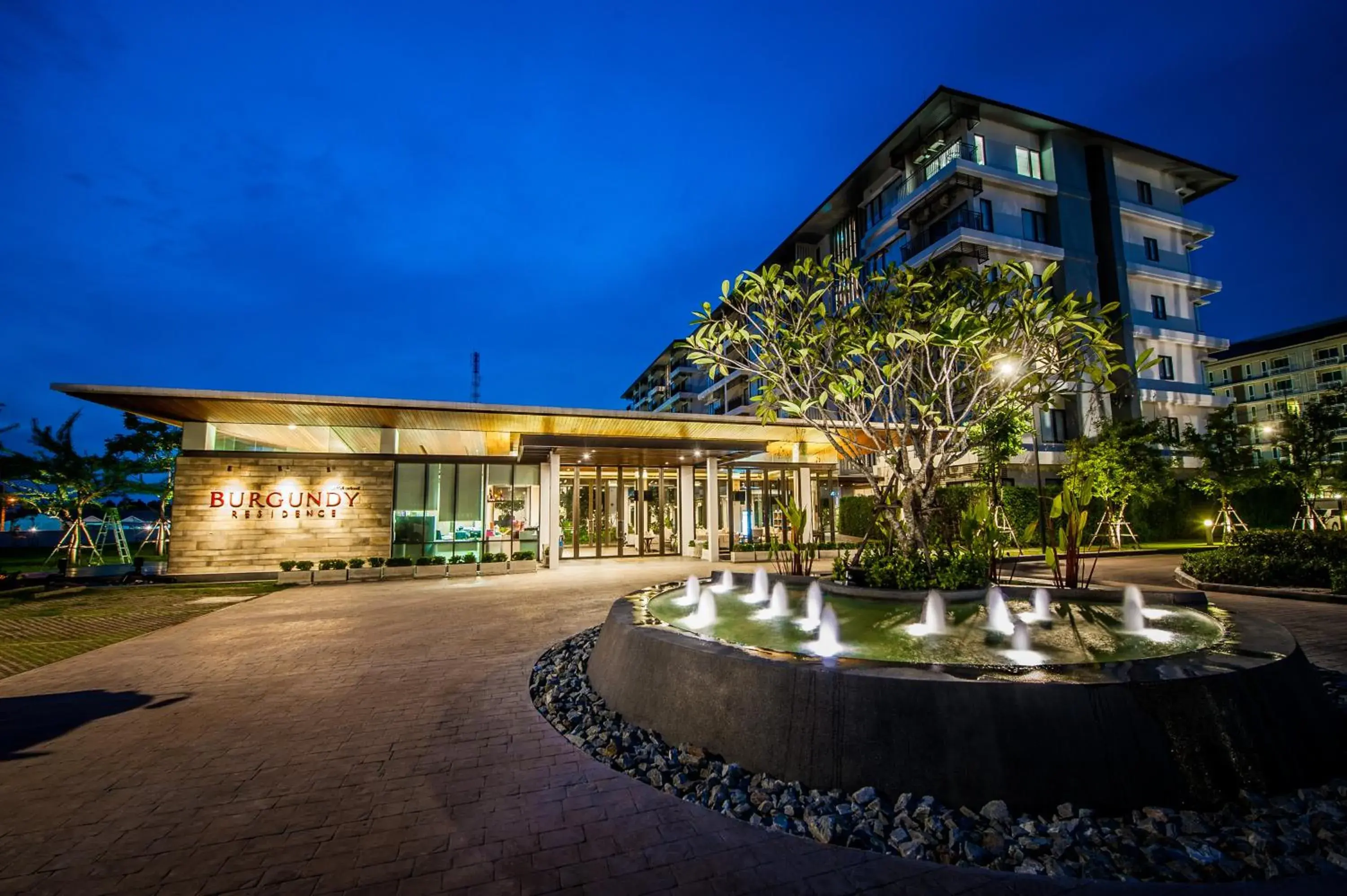 View (from property/room) in Burgundy Residence 304 View (from property/room) in Burgundy Residence 304