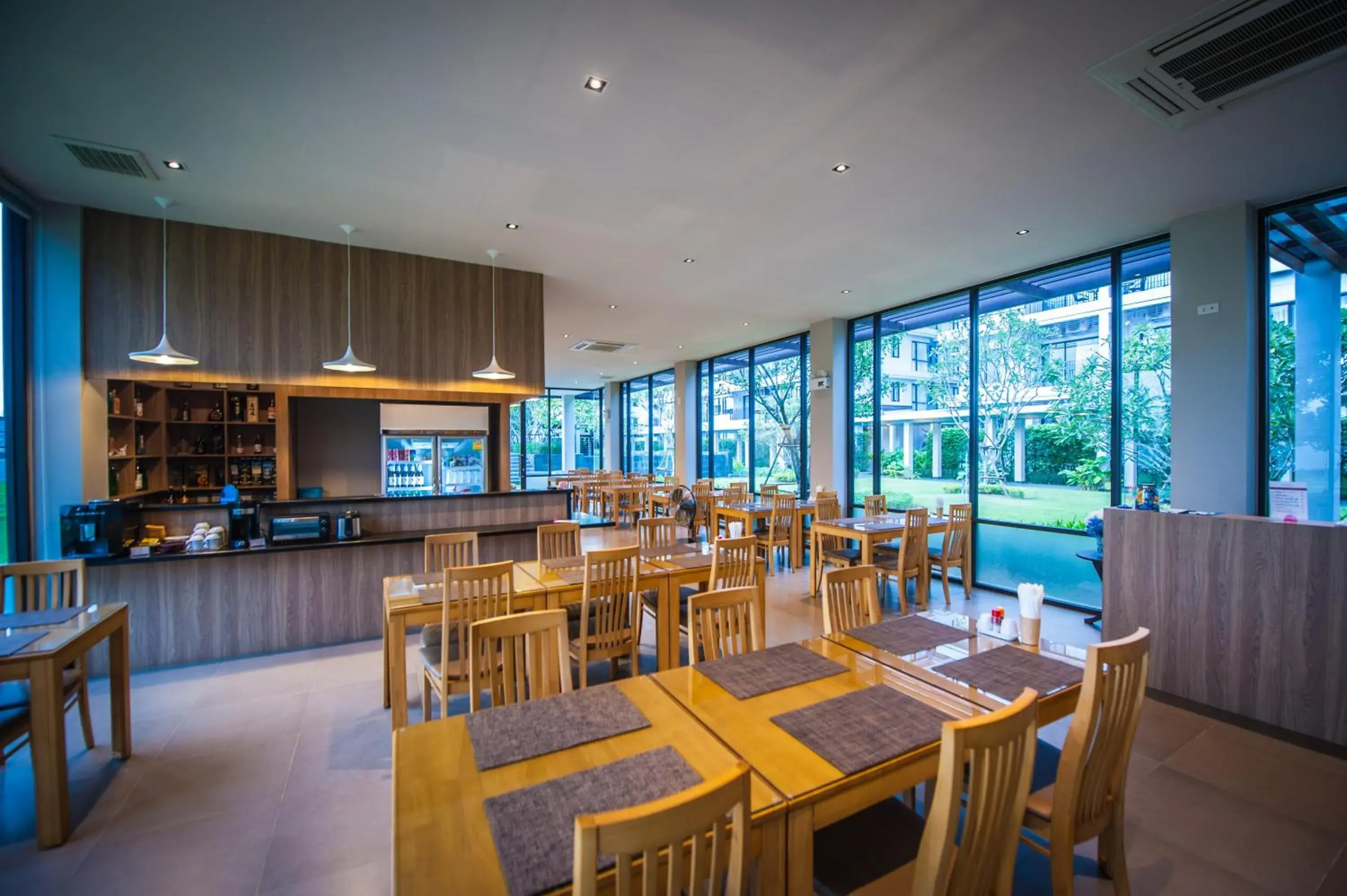 Continental breakfast in Burgundy Residence 304 Continental breakfast in Burgundy Residence 304