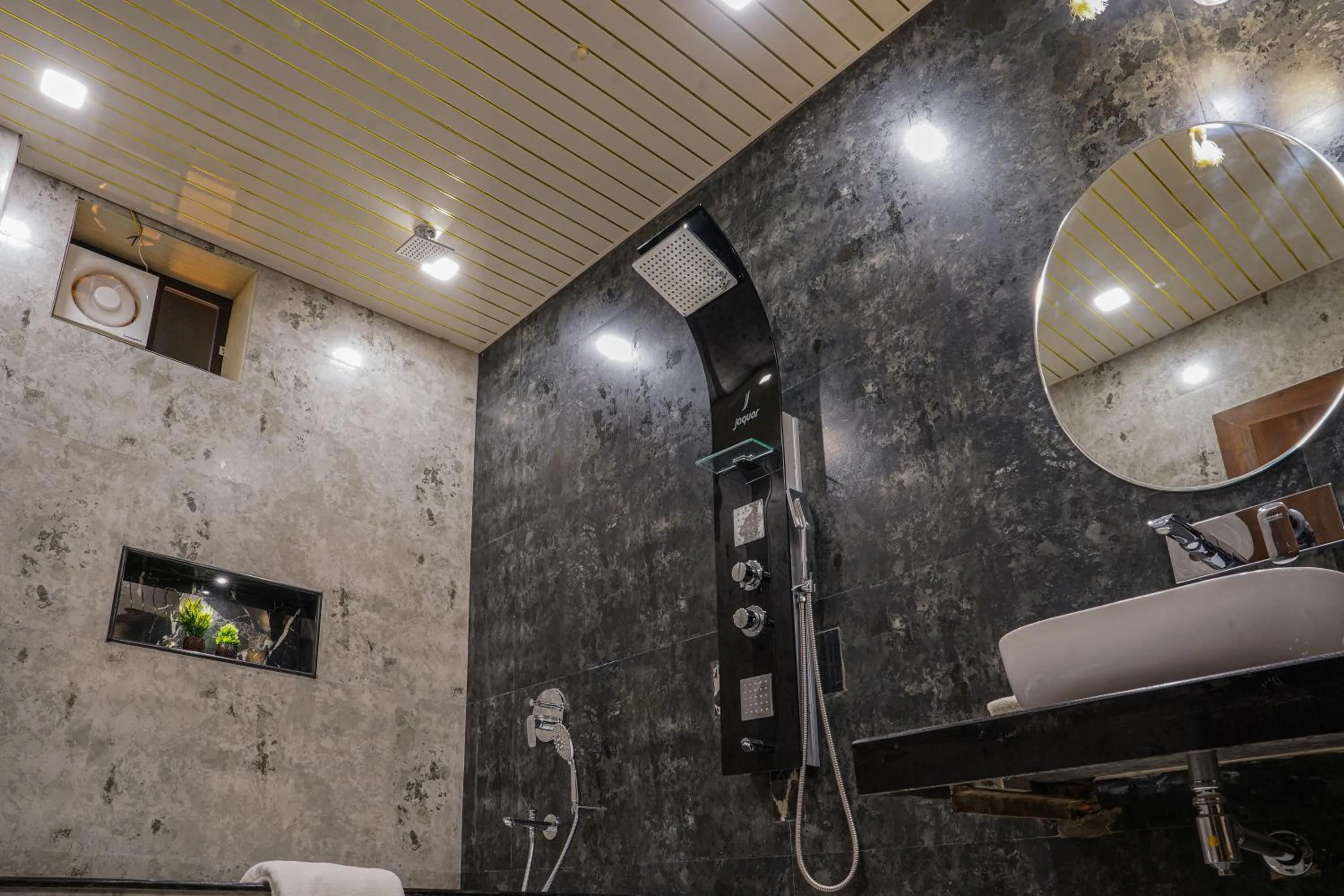 Hotel Pushkar Legacy