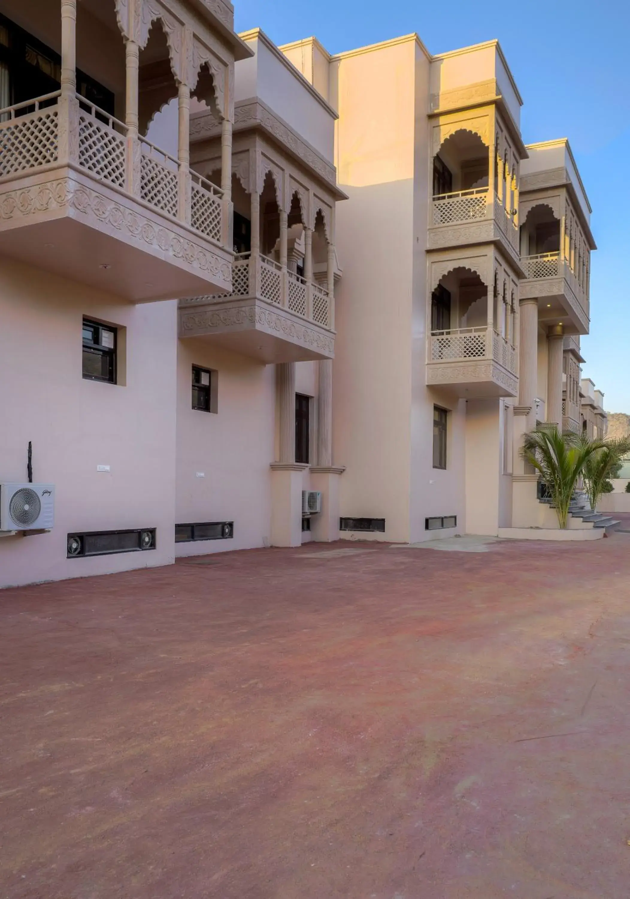 Property building in Hotel Pushkar Legacy Property building in Hotel Pushkar Legacy