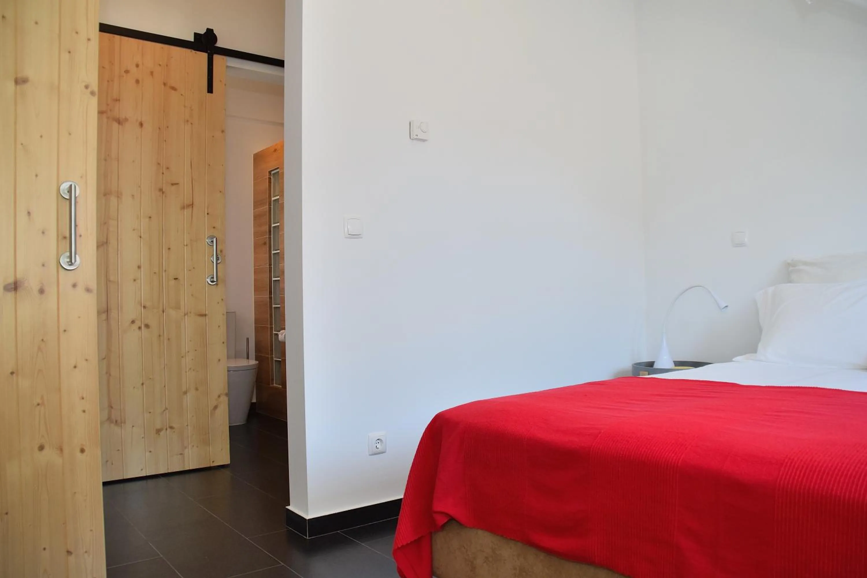 Bedroom, Bed in Pirilampo
