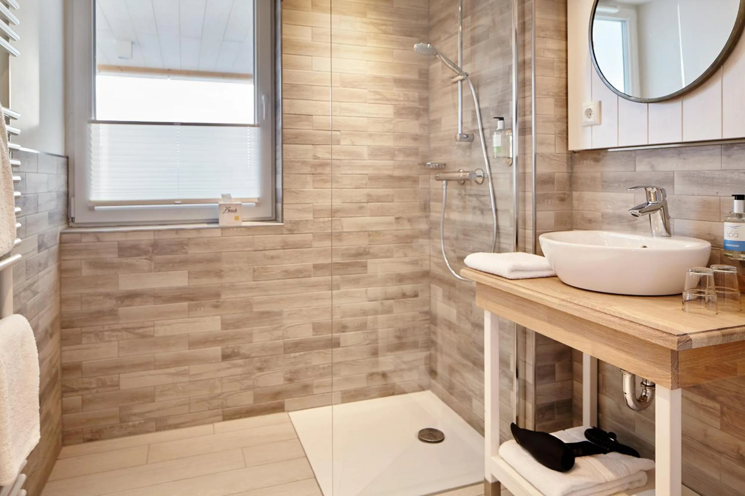 Shower in Beach Apartments Heiligenhafen