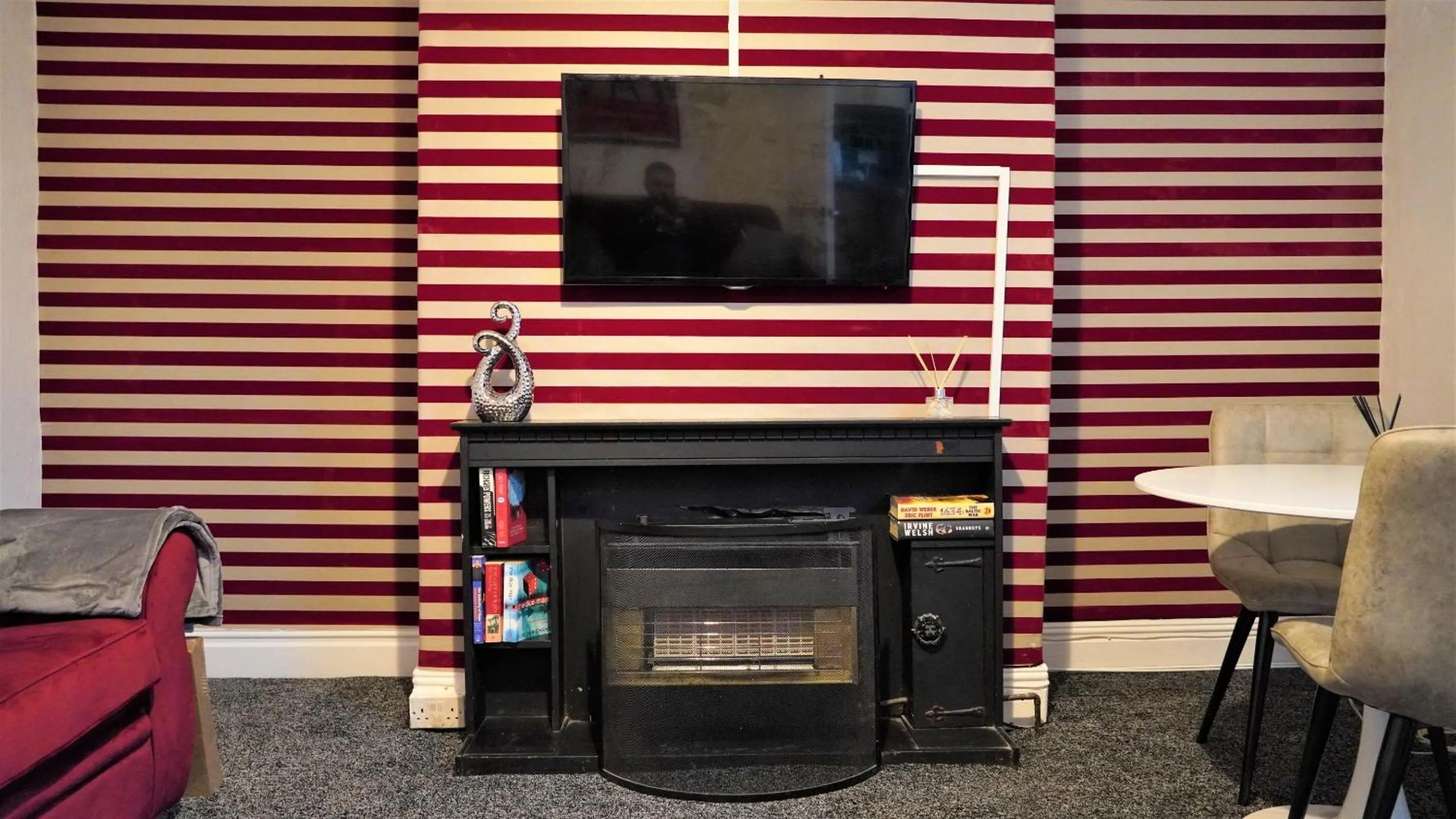 Living room in Dean House