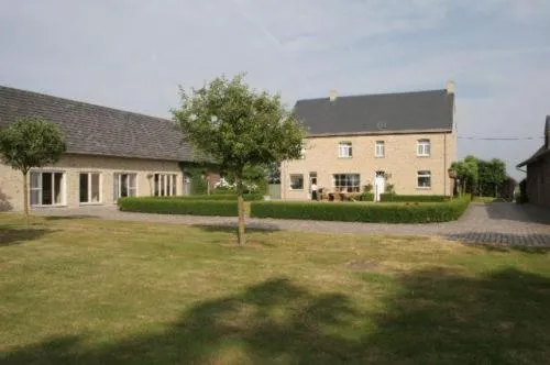 Facade/entrance in De Groote Waere
