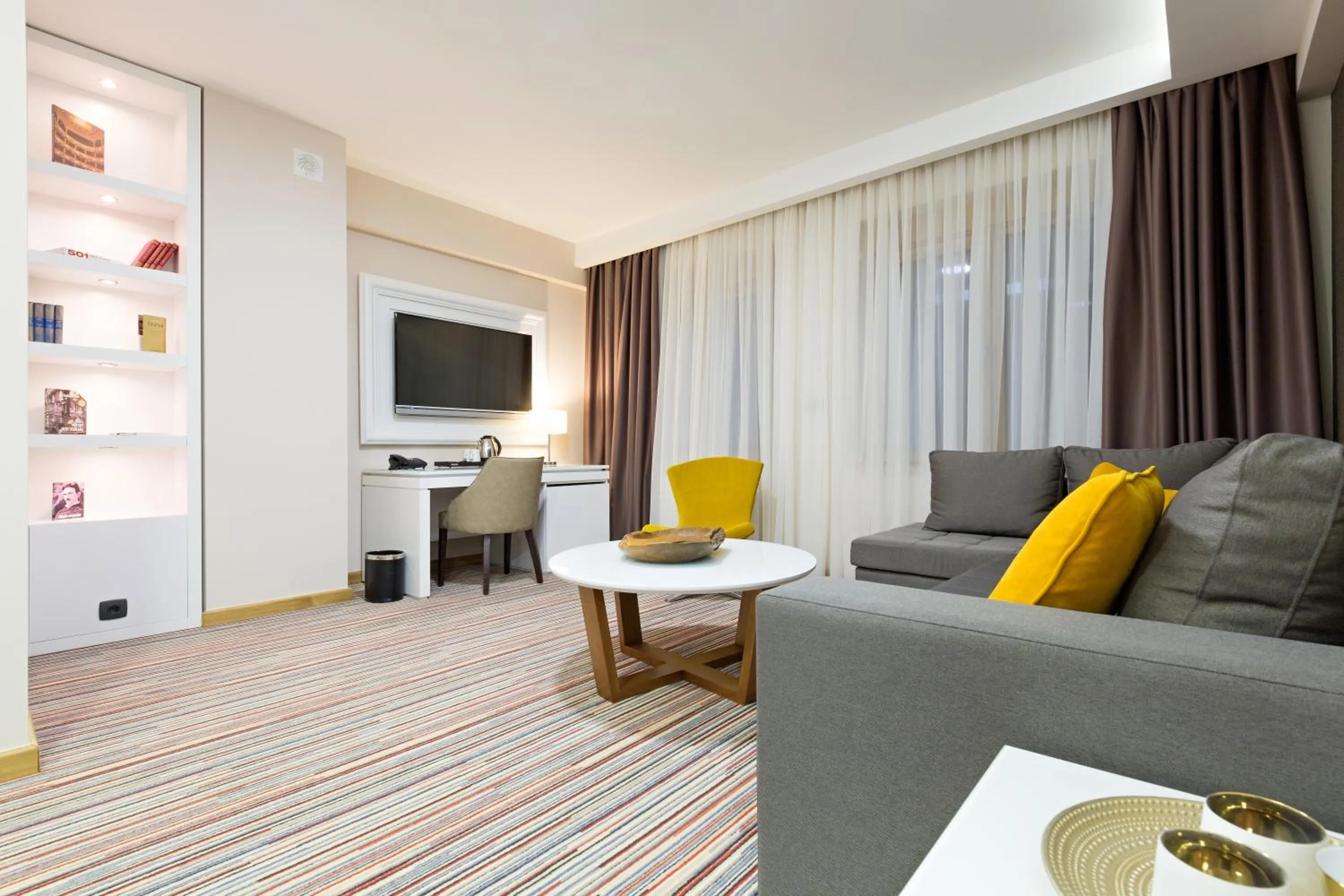 Living room in Hotel TESLA - Smart Stay Garni