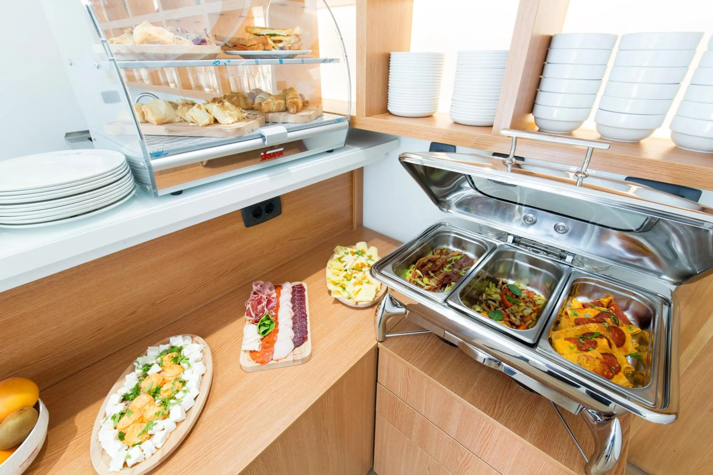 Buffet breakfast in Hotel TESLA - Smart Stay Garni