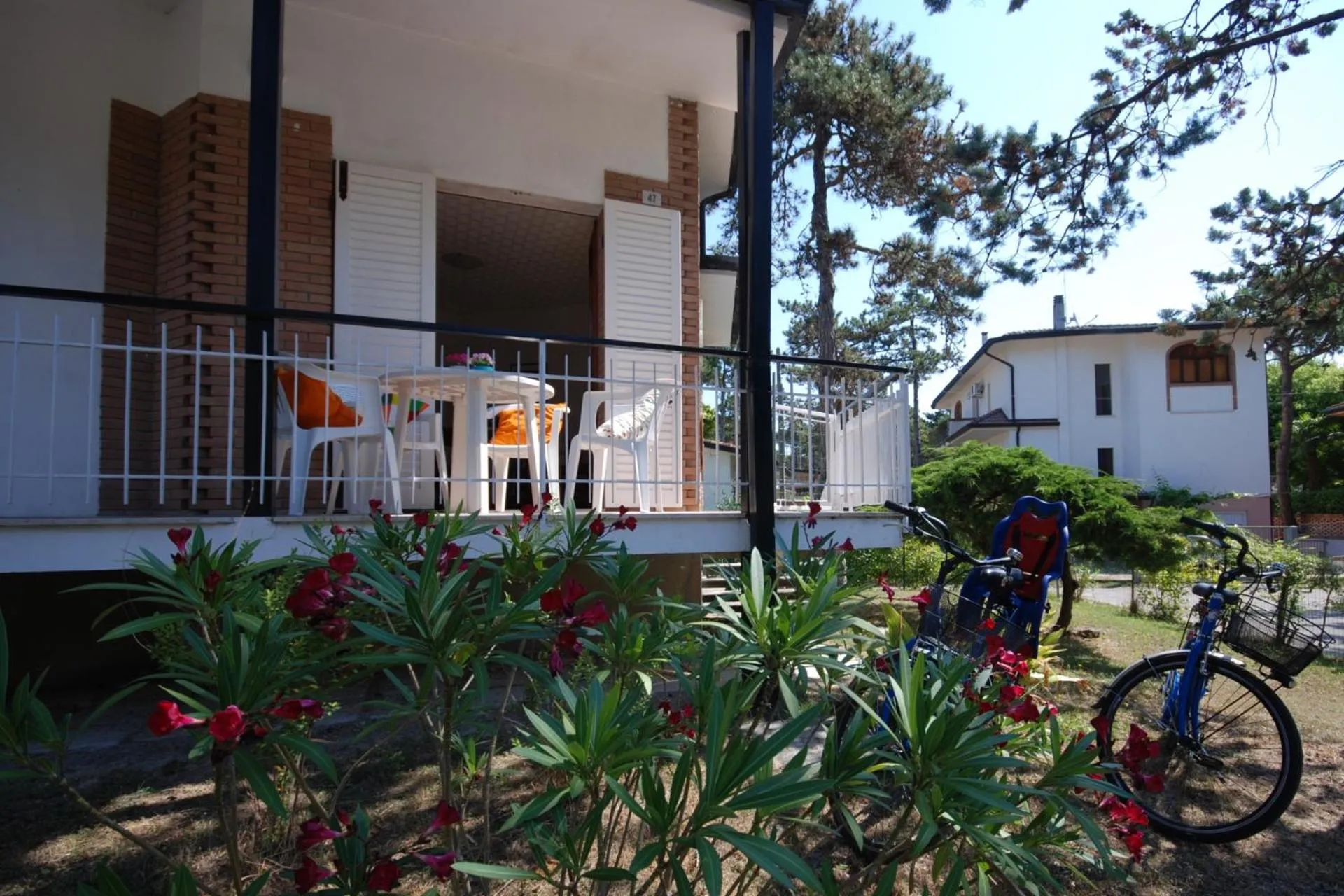 Villaggio Alex