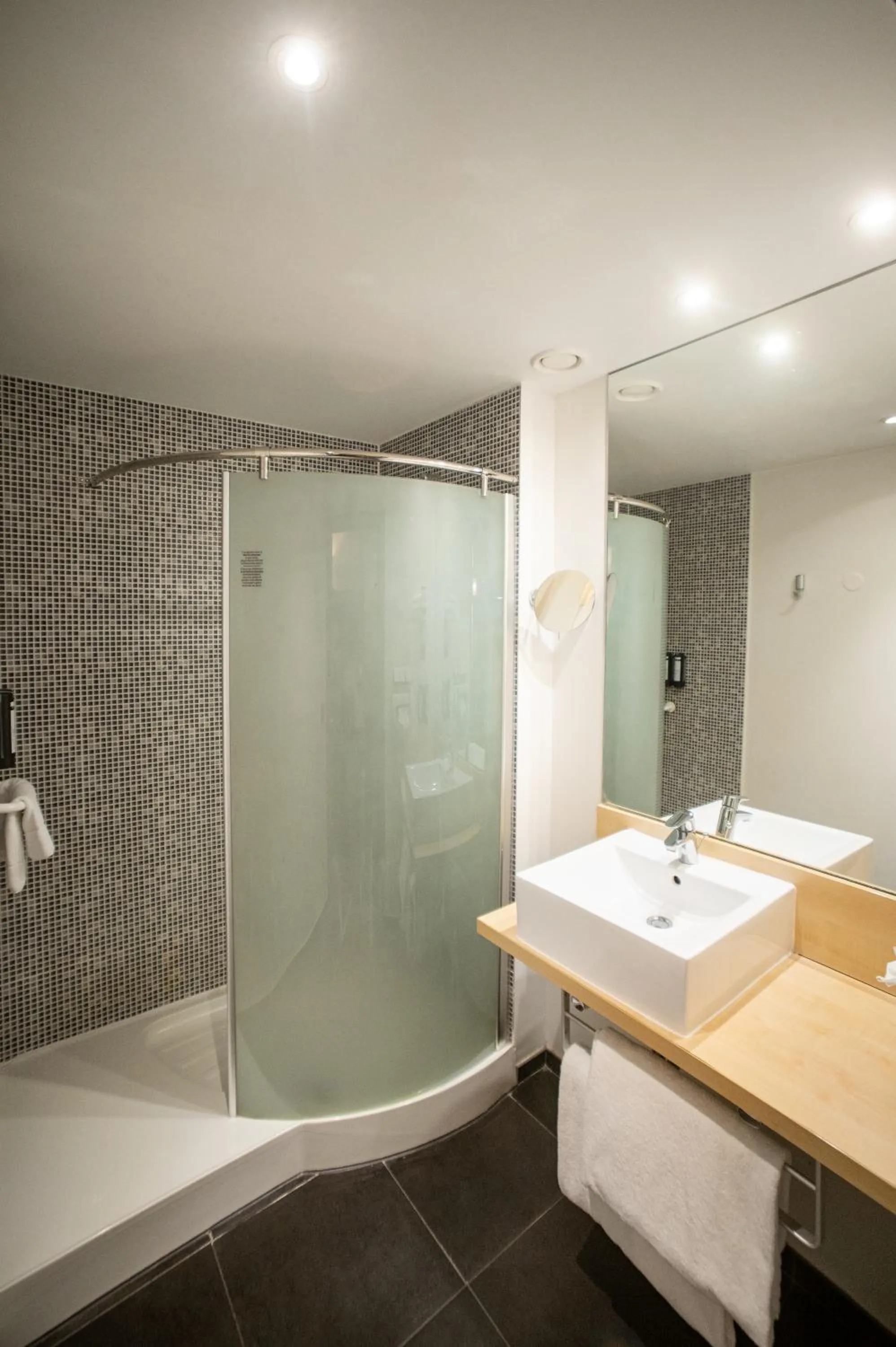 Bathroom in Hotel & Aparthotel Alize Mouscron