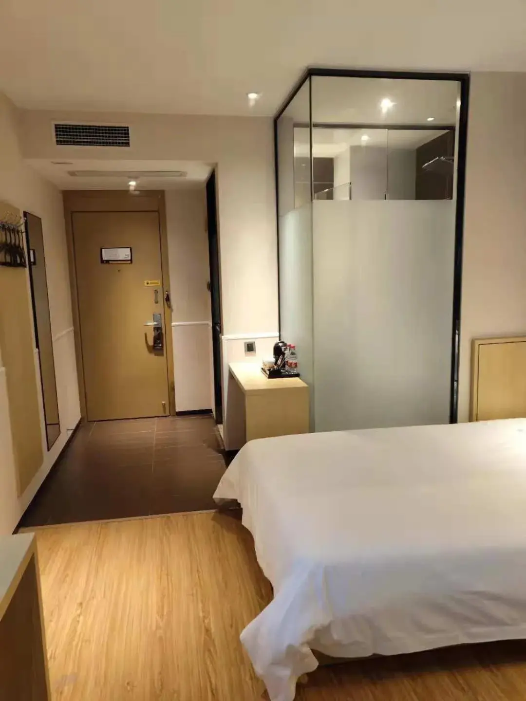 Bed in IU Hotel Beijing Life Science Park Station Bed in IU Hotel Beijing Life Science Park Station