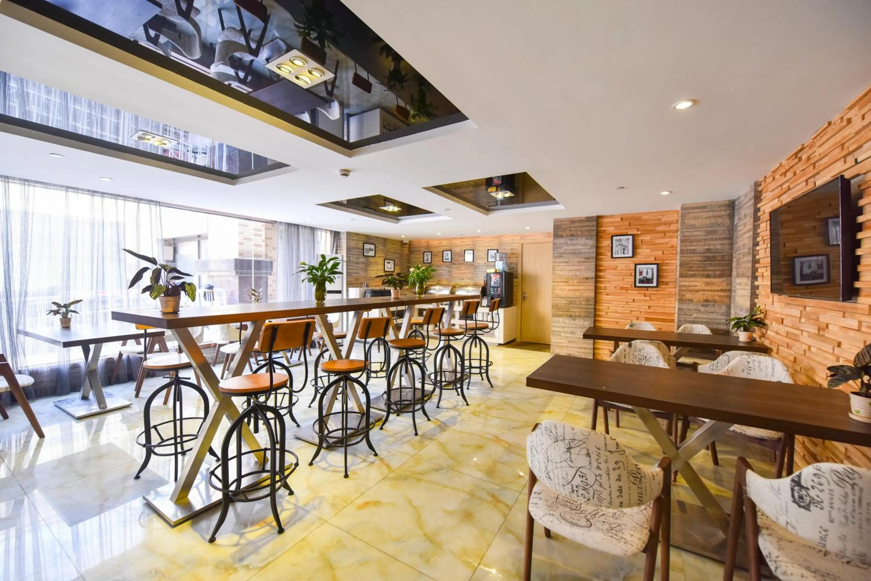 Property building in 7Days Premium Shanghai Wild Animal Park