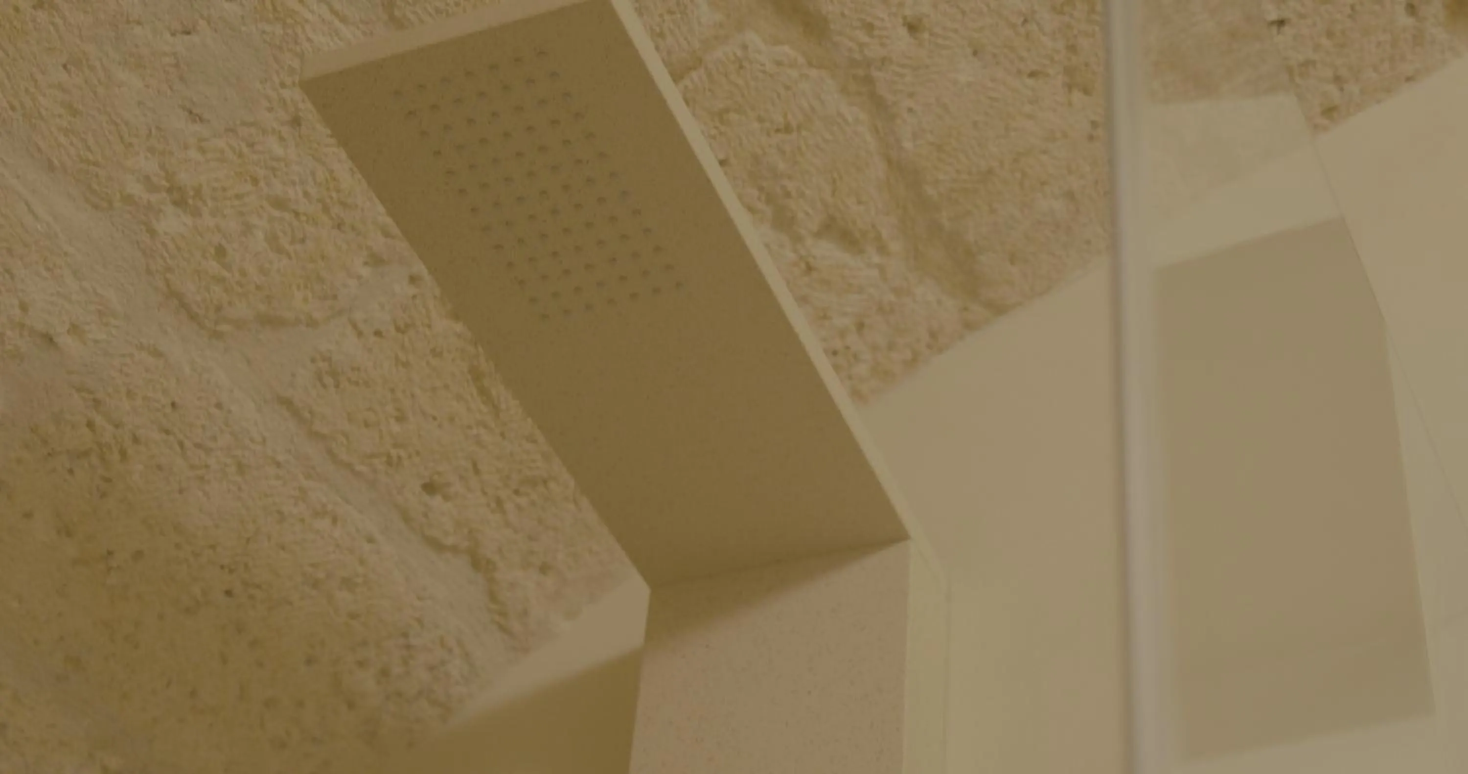 Shower in B&B re apartments Palazzo Muscati