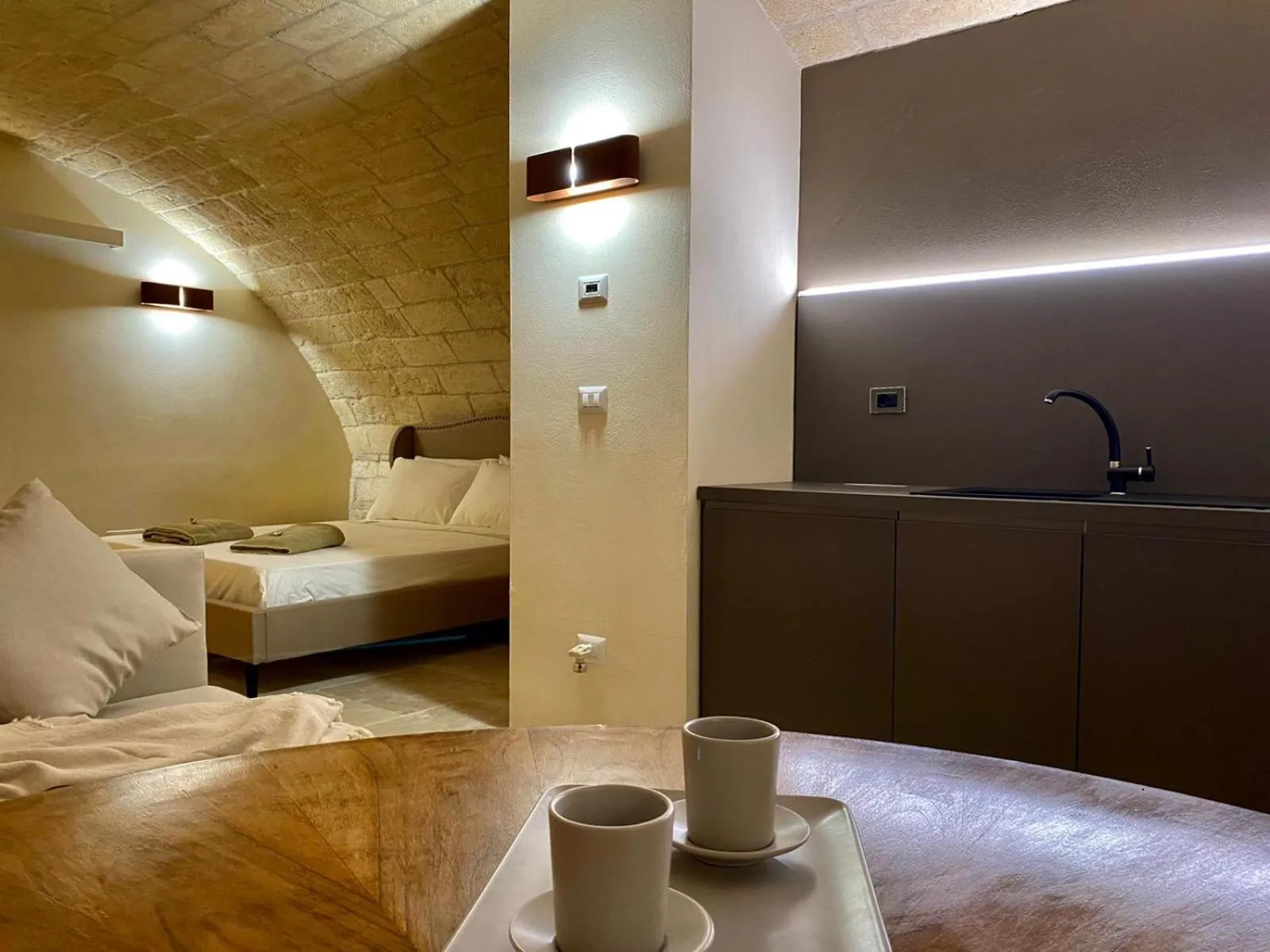 Bed in B&B re apartments Palazzo Muscati