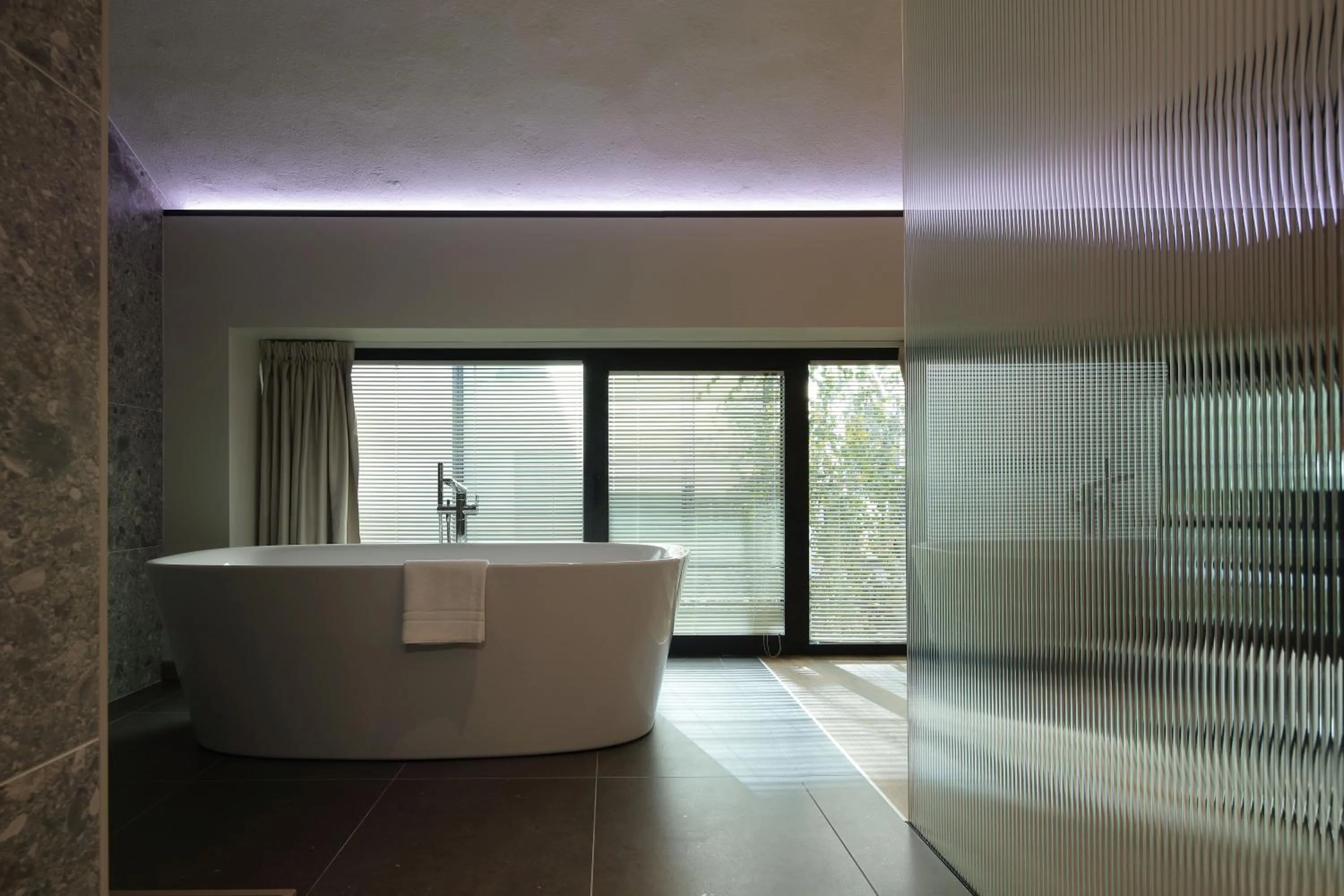 Bath in VERSOVERDE HOTEL Alzaia Naviglio Grande