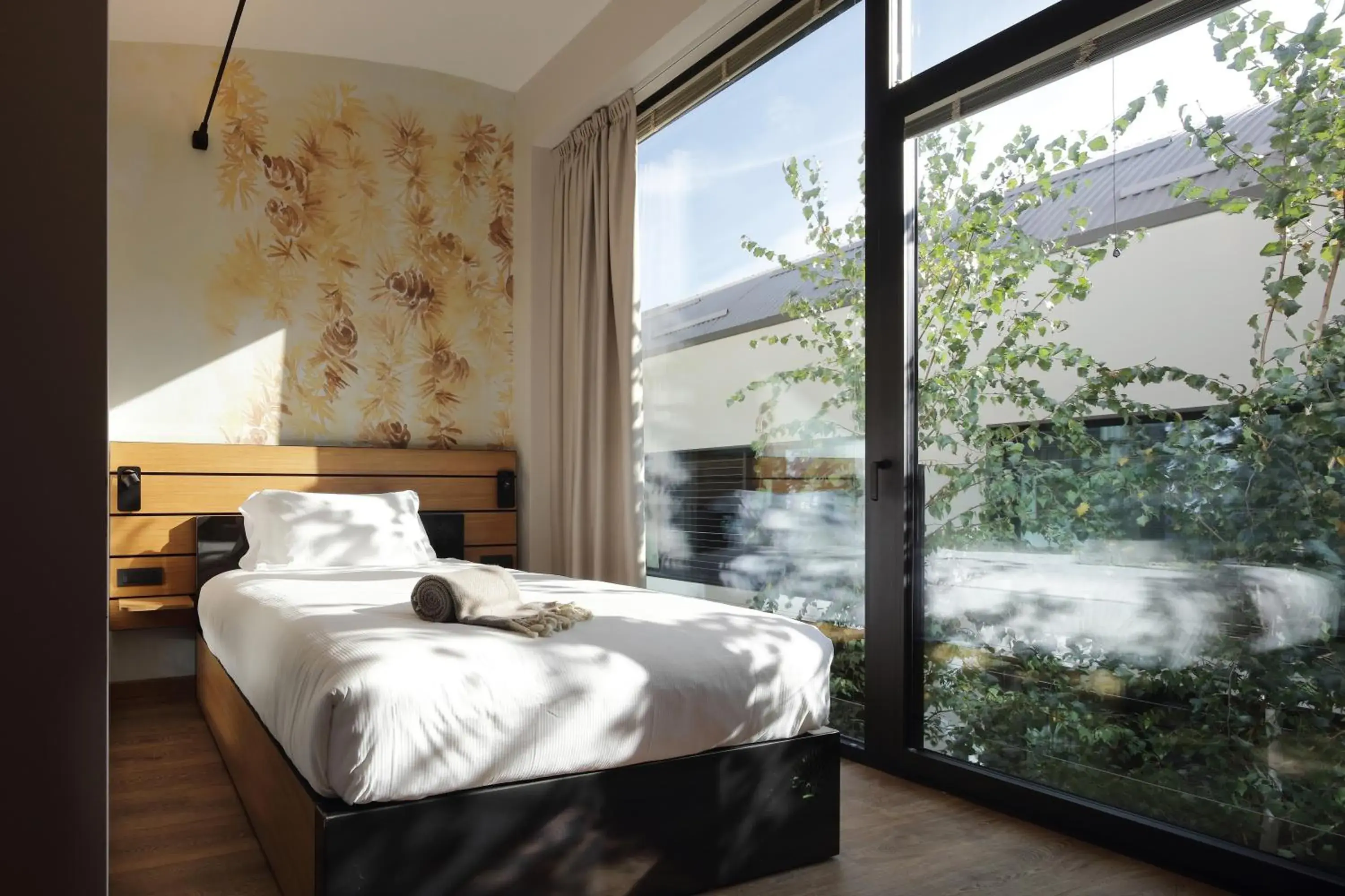 Queen Room in VERSOVERDE HOTEL Alzaia Naviglio Grande Queen Room in VERSOVERDE HOTEL Alzaia Naviglio Grande