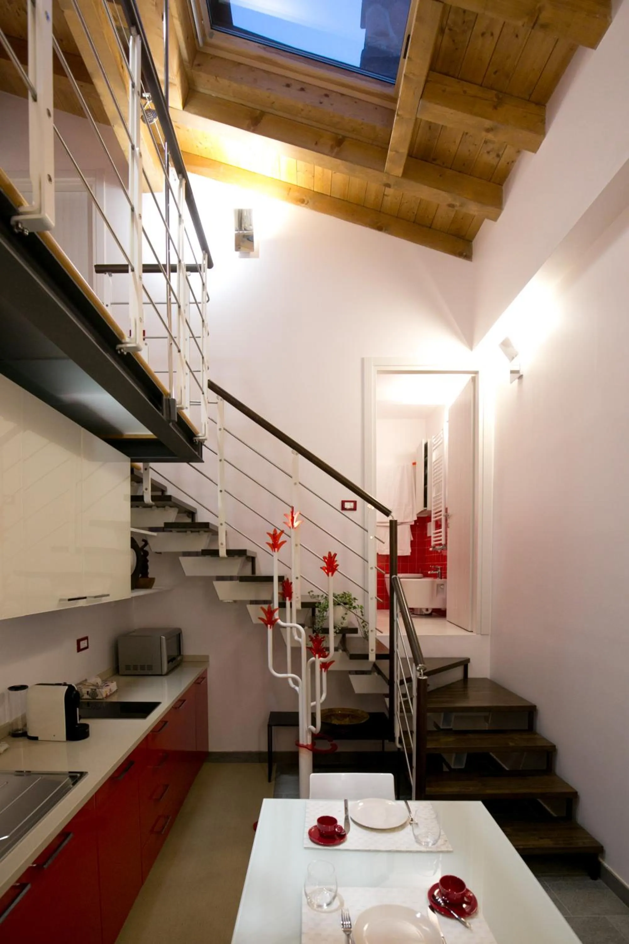 Coffee/tea facilities in VERSOVERDE HOTEL Alzaia Naviglio Grande