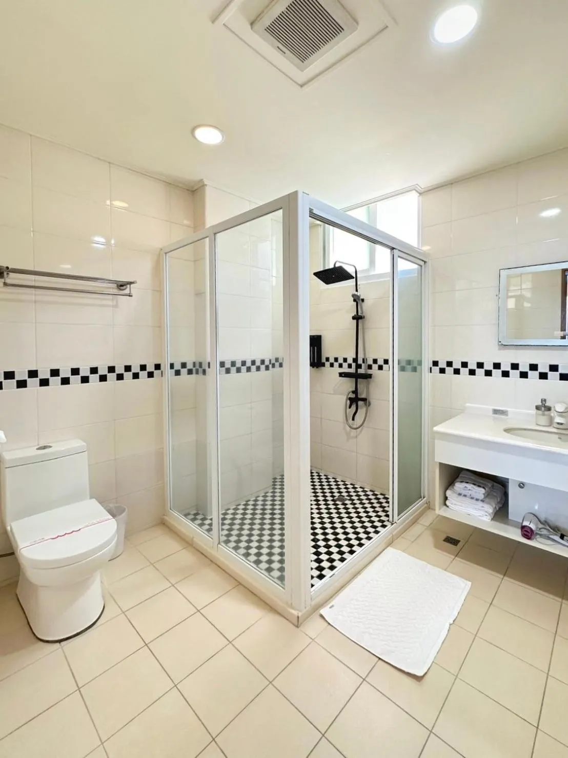 Good Viewing Spot B&B