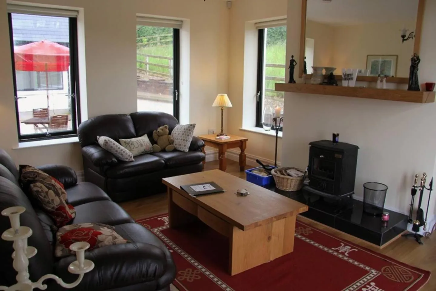 Living room in Emy Lakehouse - near Castle Leslie, Glaslough