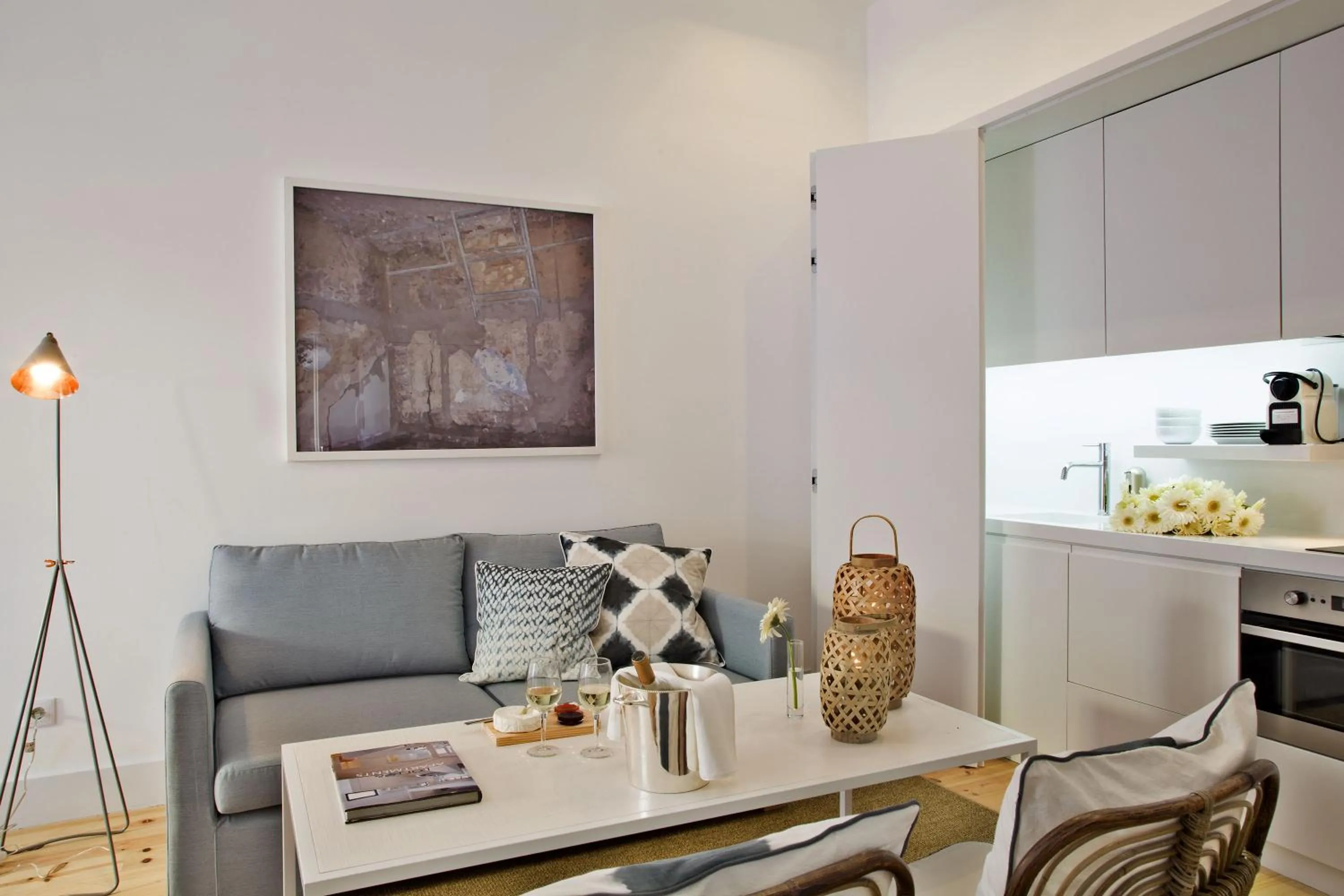 Deluxe Studio in Lisbon Five Stars Apartments Combro 77