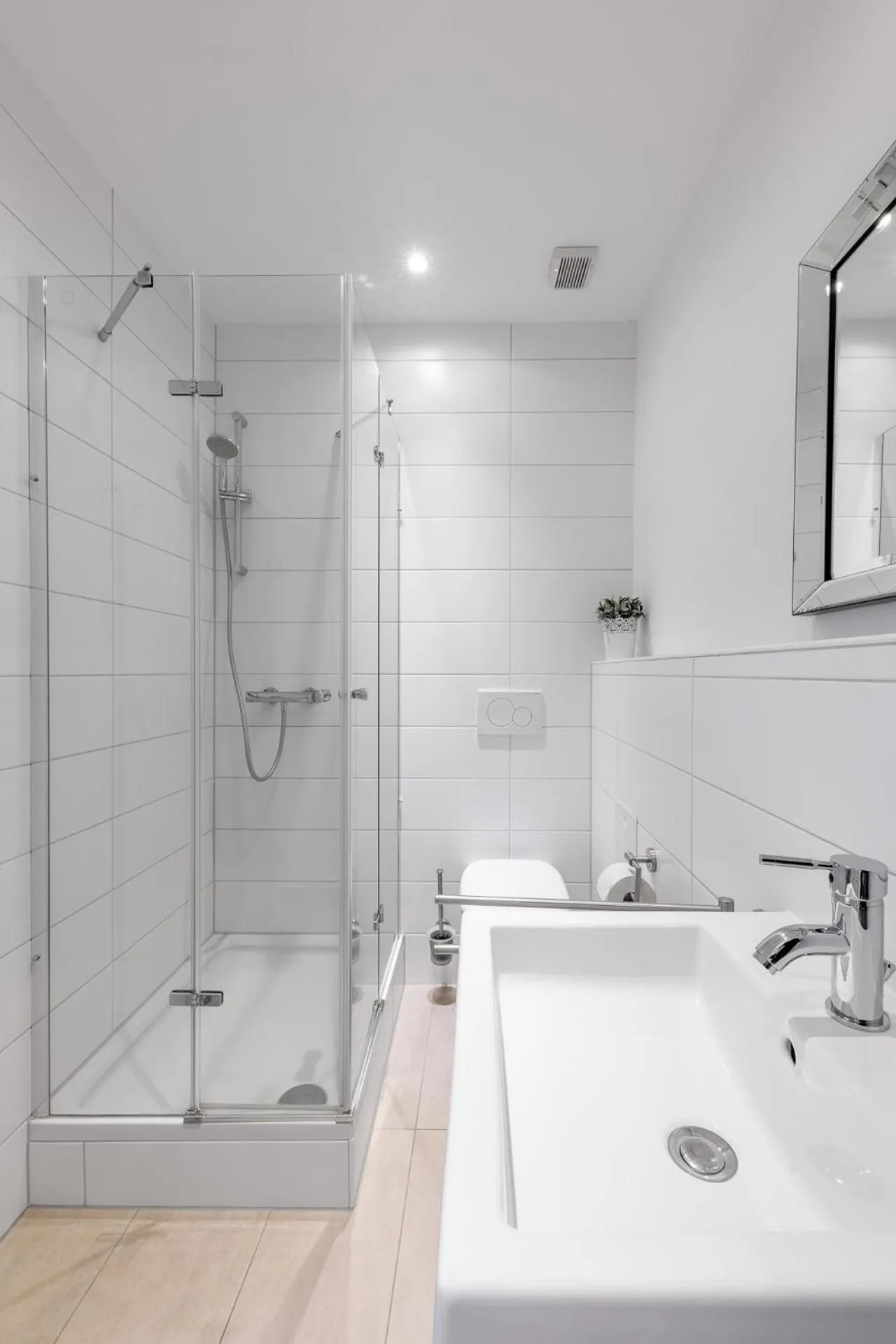 Shower in Appartements an der Therme