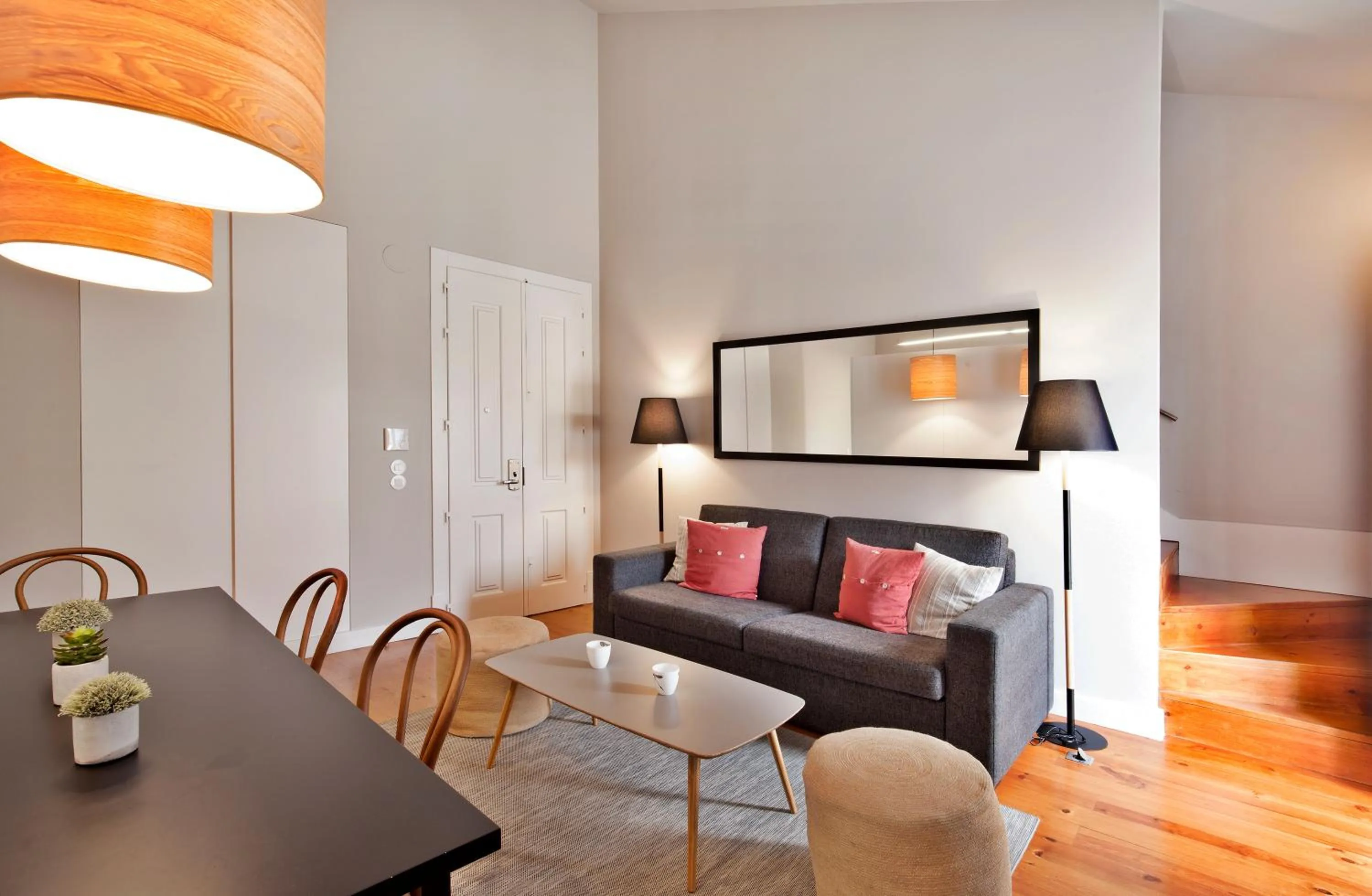 Living room in Lisbon Five Stars Apartments Combro 7