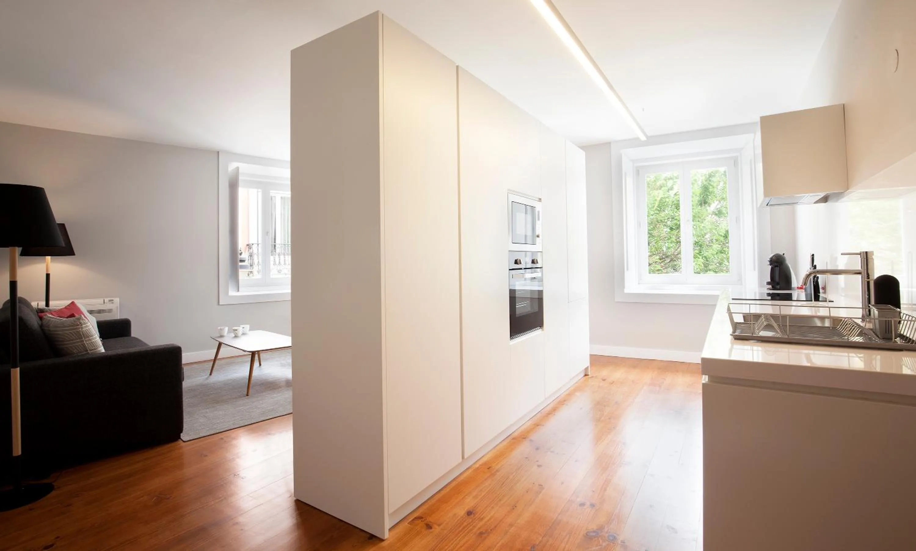 Kitchen or kitchenette in Lisbon Five Stars Apartments Combro 7