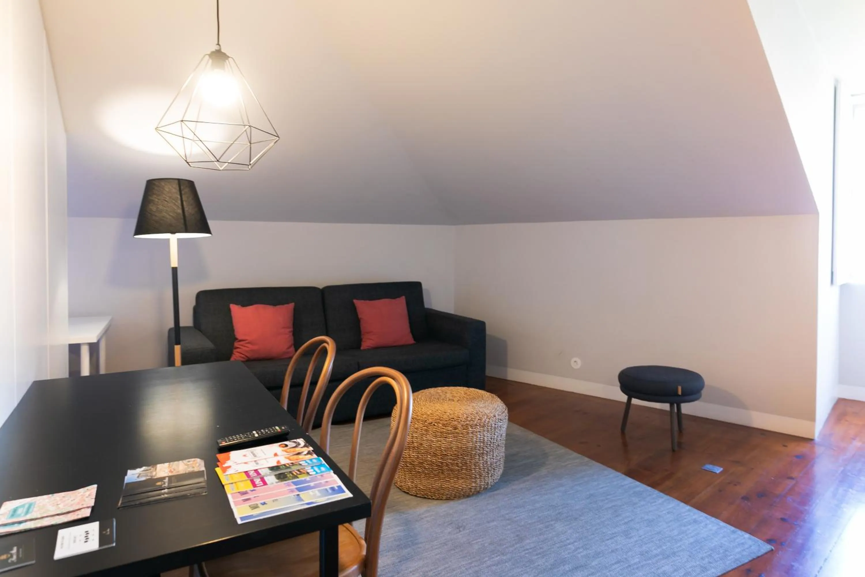 Living room in Lisbon Five Stars Apartments Combro 7