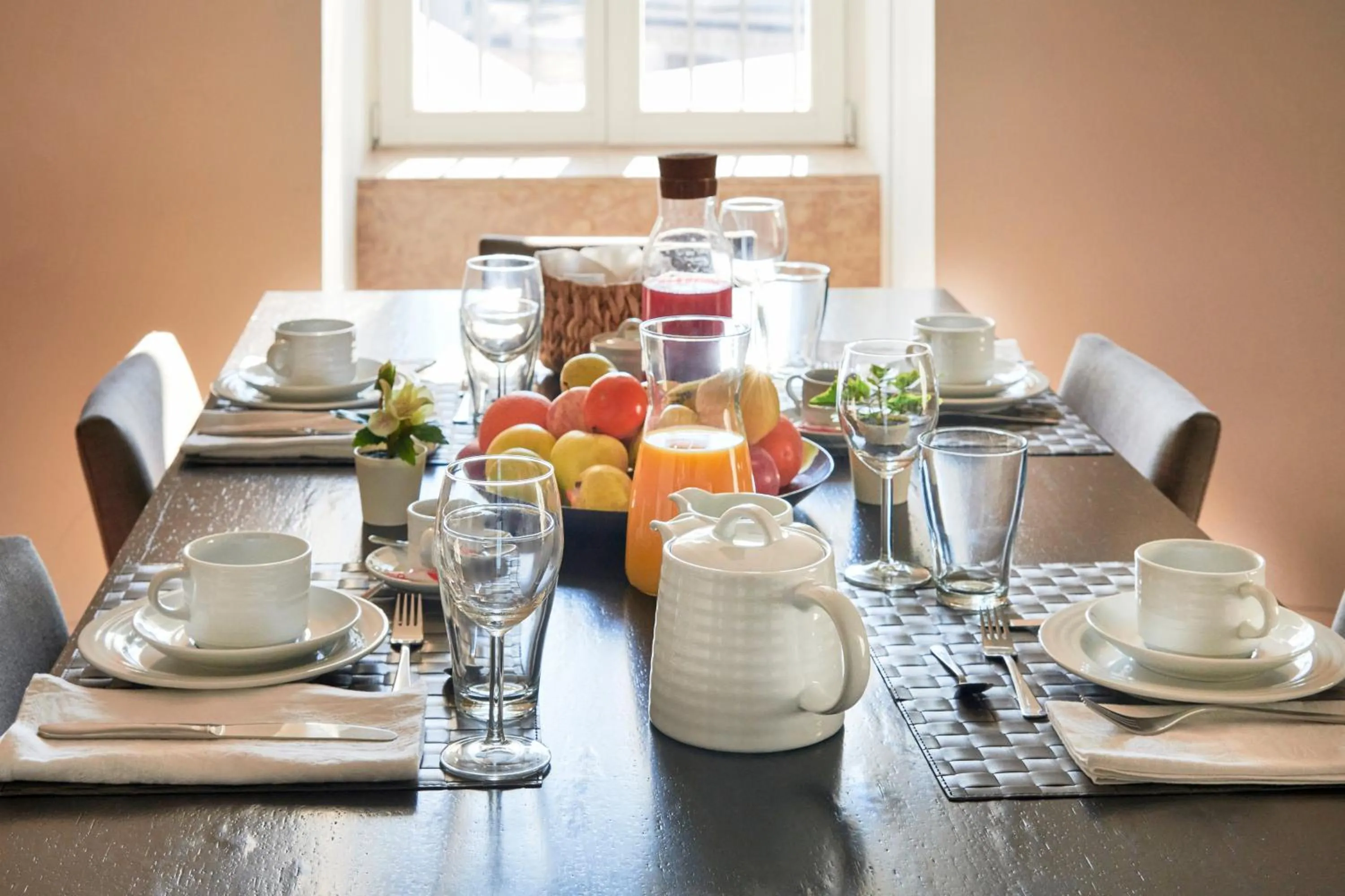 Breakfast in Lisbon Five Stars Apartments Combro 7