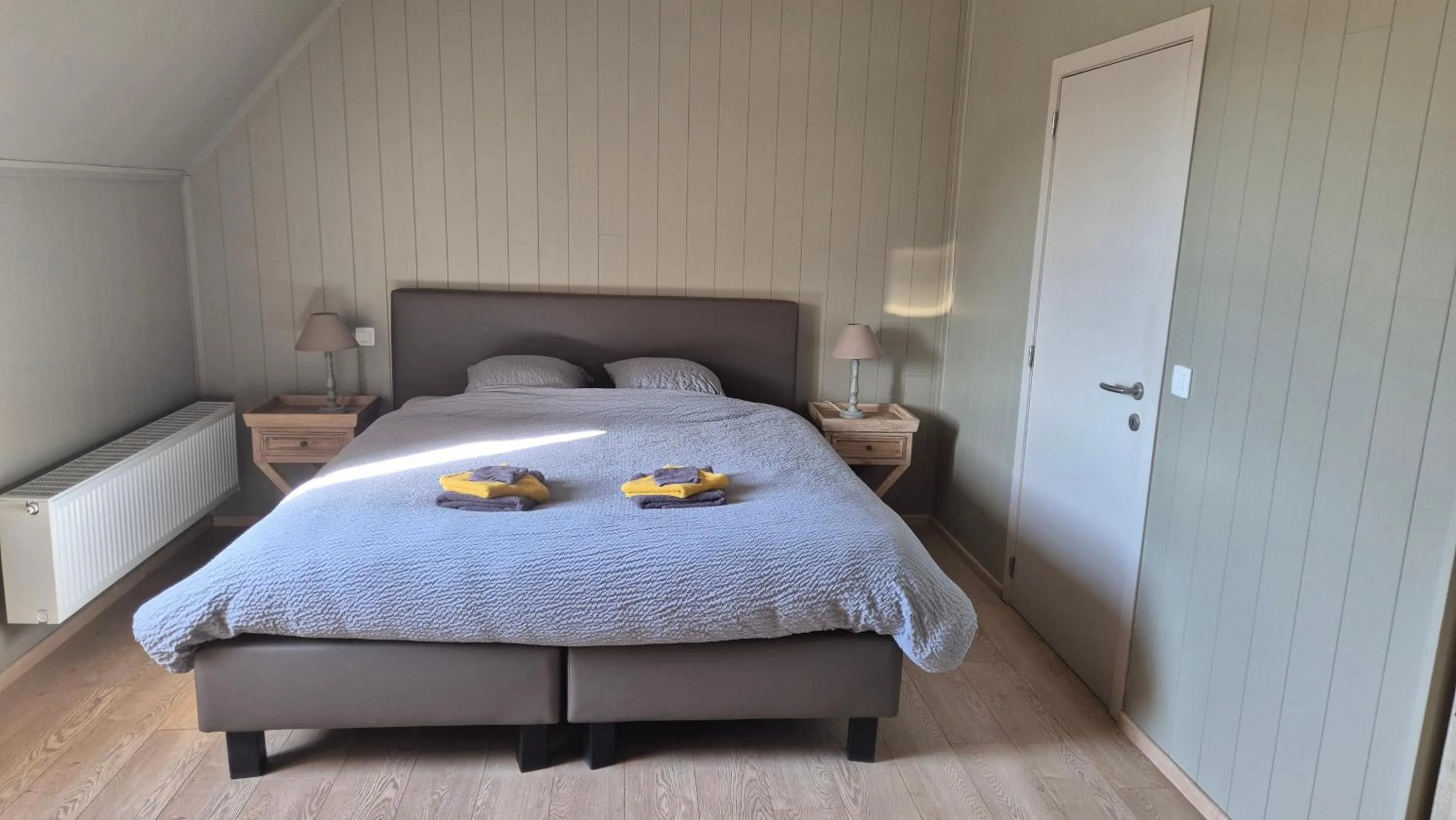 Bed in B&B De Dulle Koe