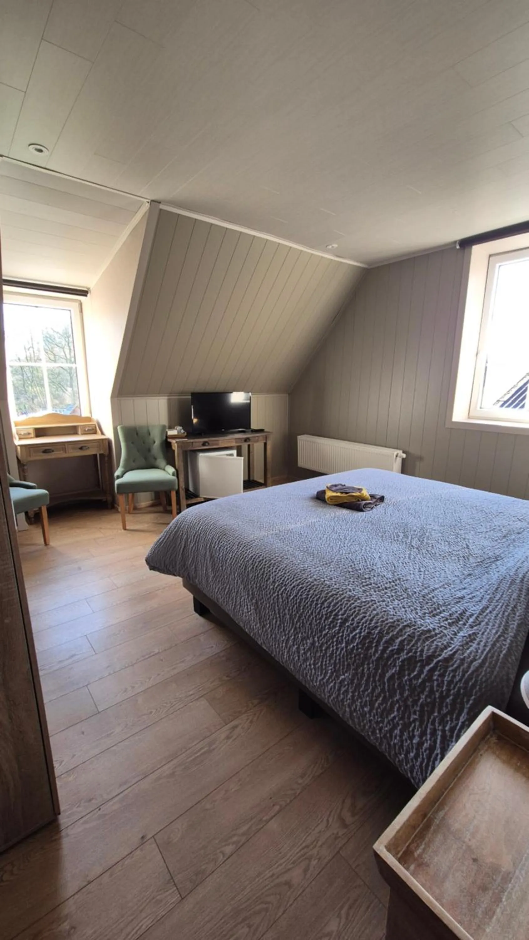 Photo of the whole room, Bed in B&B De Dulle Koe