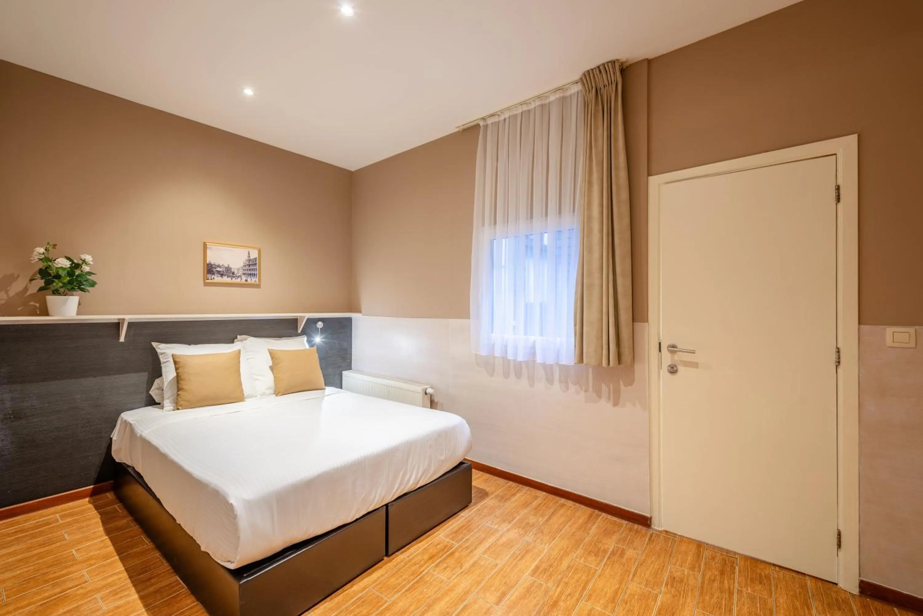 Photo of the whole room, Bed in Hotel Barry