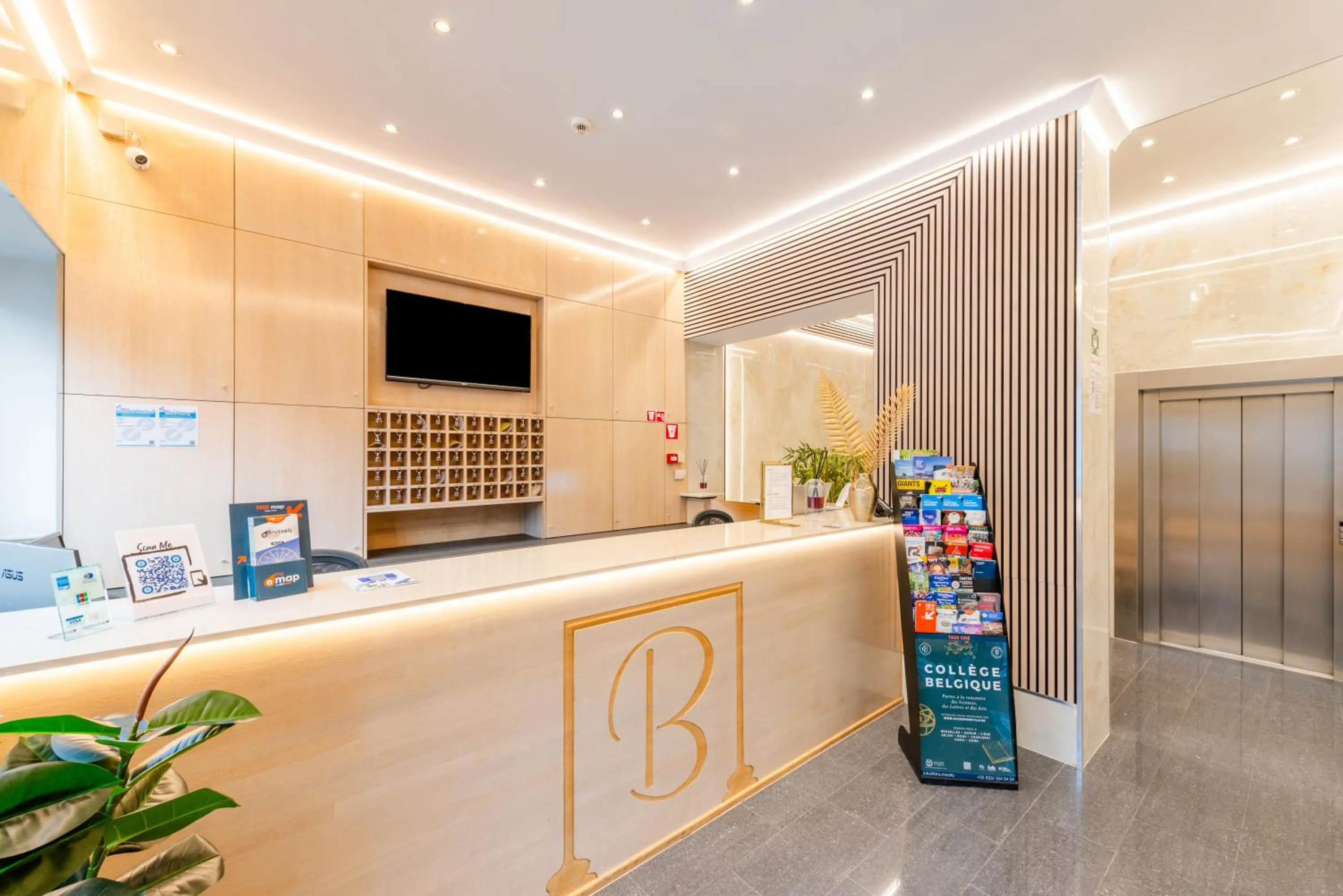 Lobby or reception in Hotel Barry